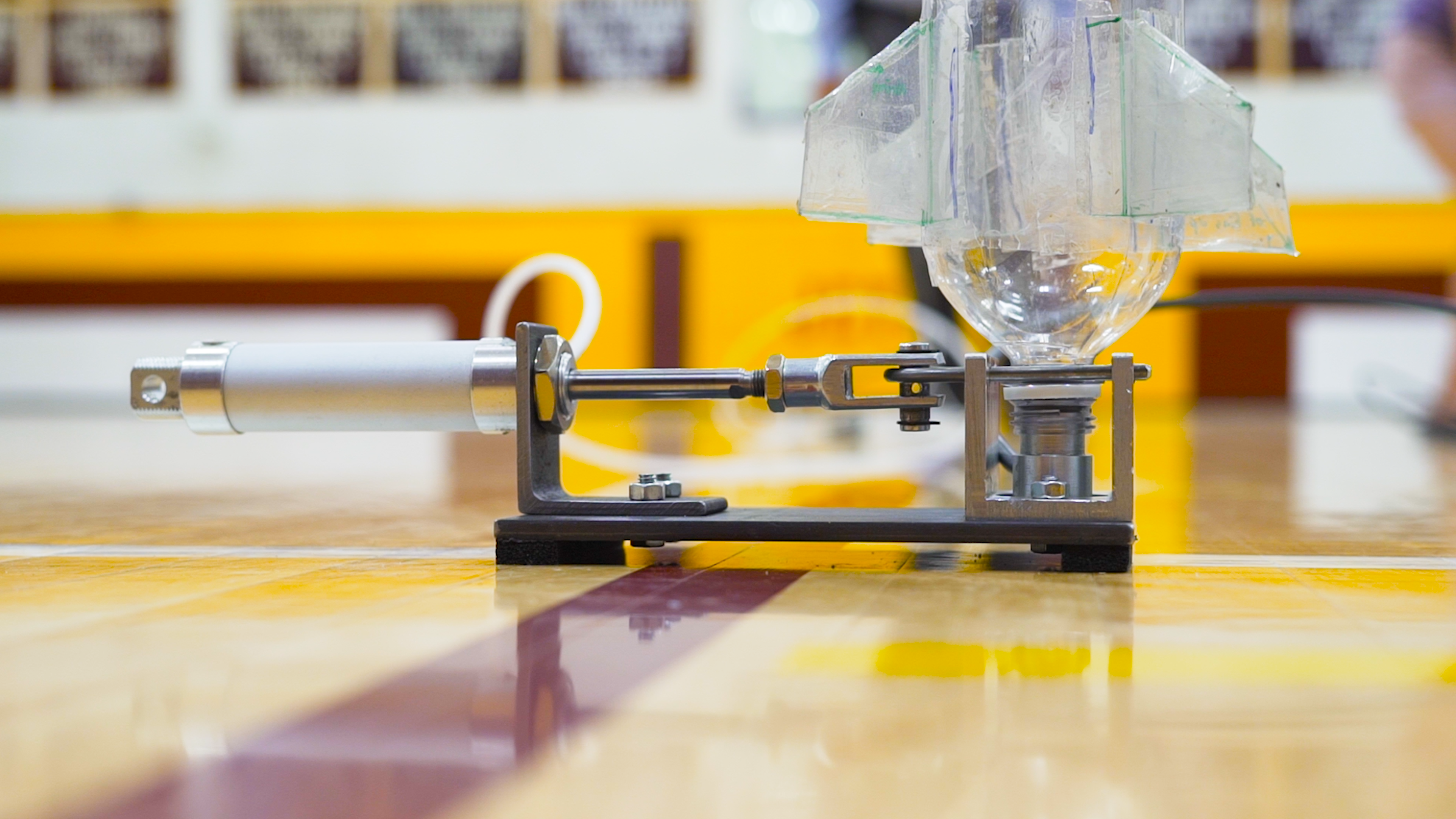 Featuring soft padding on the baseplate, the Model Z protects floors of all kinds from scratches and marks!