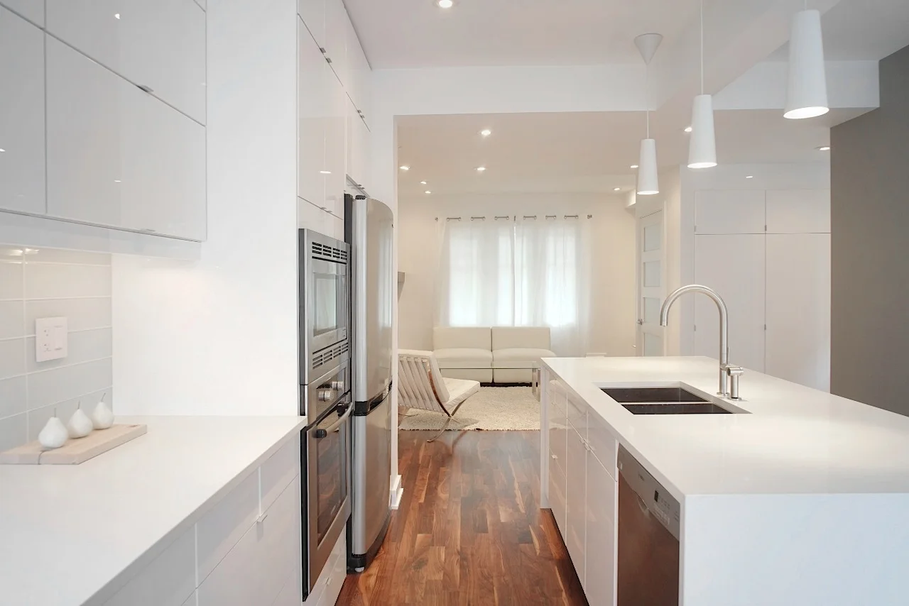 38Kitchen-3.jpg
