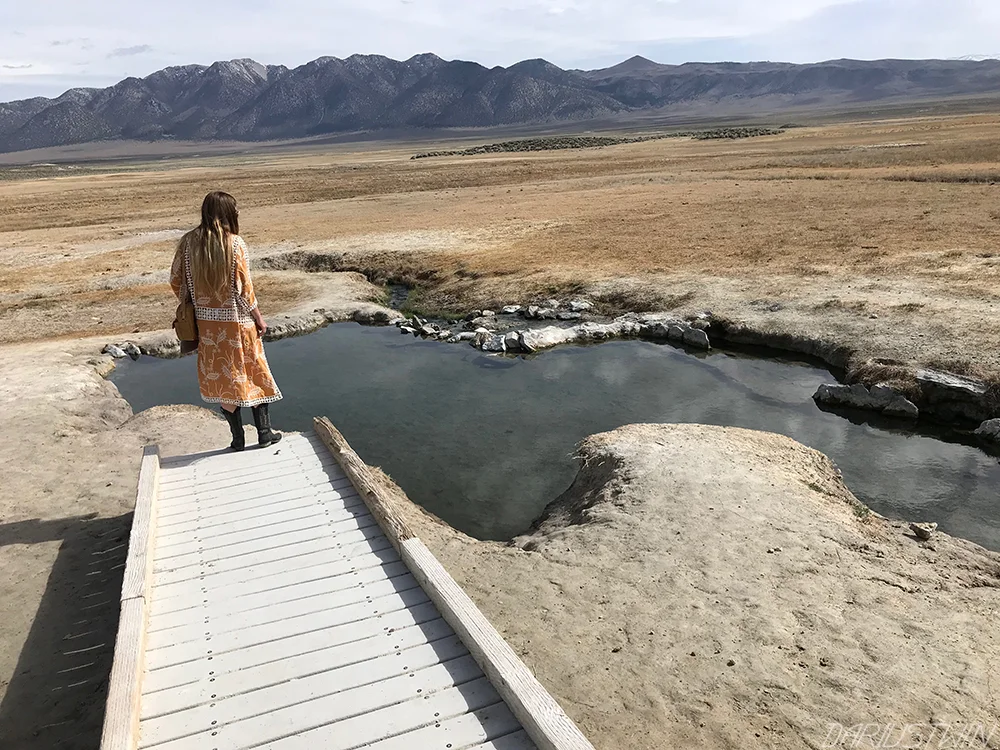 hotsprings_california_eastersierras_travel_scenic_dariustwin.jpg