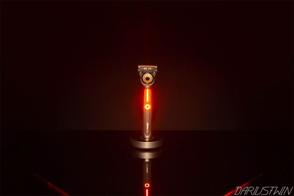 Gillette_HeatedRazor_LightPaintingStopMotionAnimation_Dariustwin.gif