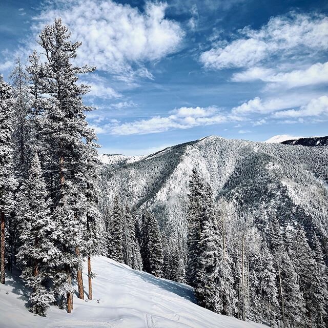 I feel pretty lucky to have had the trip I just did especially with all that is going on in the world at the moment. Such a great time with friends spending so much time outside in some incredible weather. Snowboarding conditions at Taos and Angelfir