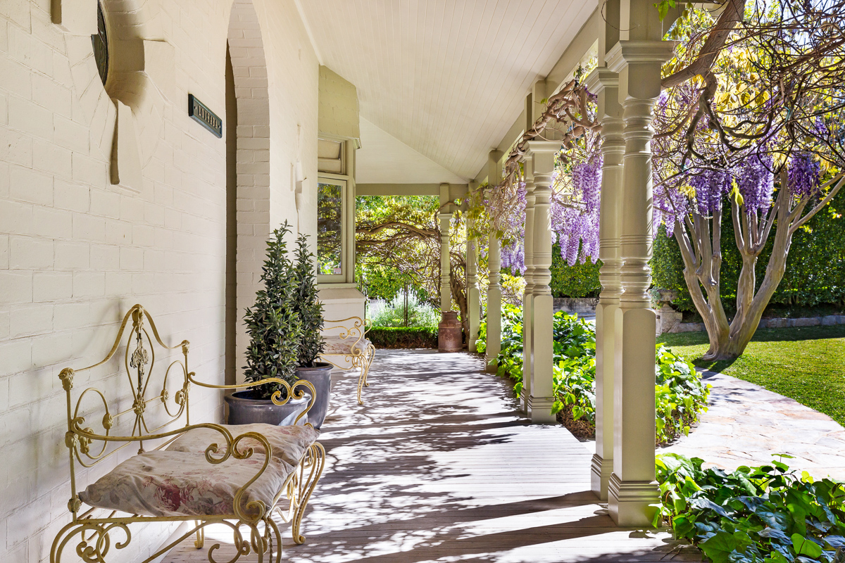 59 Clanville - Porch - Web.jpg