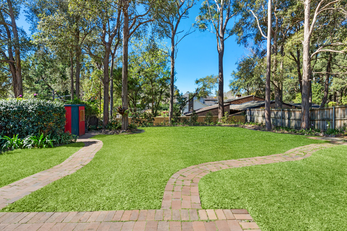 35a Kenthurst - Yard 2 - Web.jpg