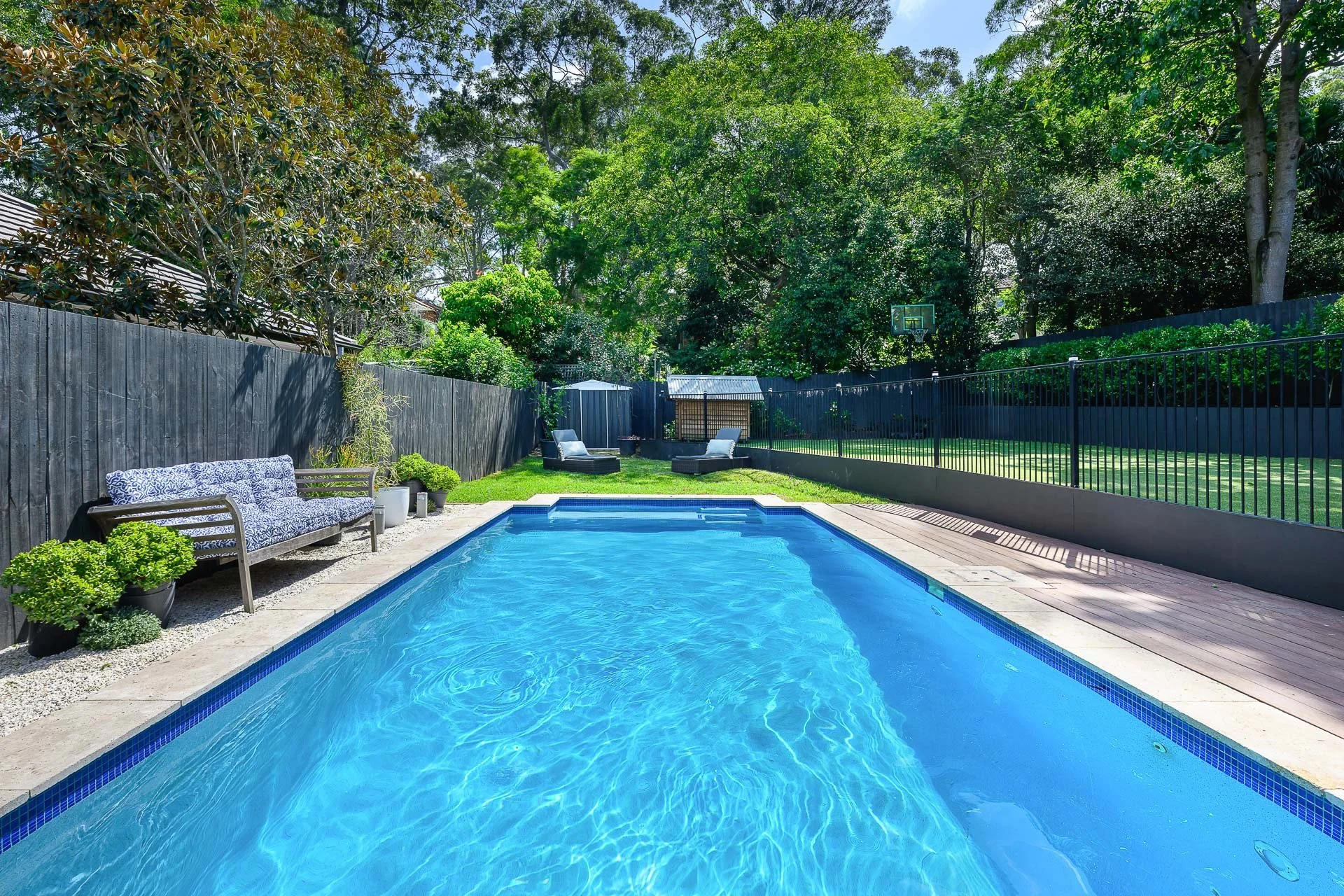 87 Ryde - Pool - Web.jpg