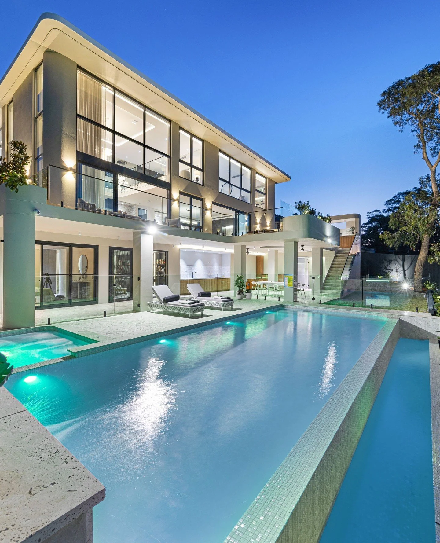 .⁠
⁠
🏠️Some of our recently sold properties - St Ives⁠
⁠
32 Waterhouse Avenue, $8,550,000⁠
15 Cambourne Avenue, $2,620,000⁠
1 Oxley Avenue, $5,351,000⁠
3 Macarthur Street, $3,750,000⁠
11 Burraneer Avenue, $2,465,000⁠
106 Yarrabung Road, $3,200,000⁠
