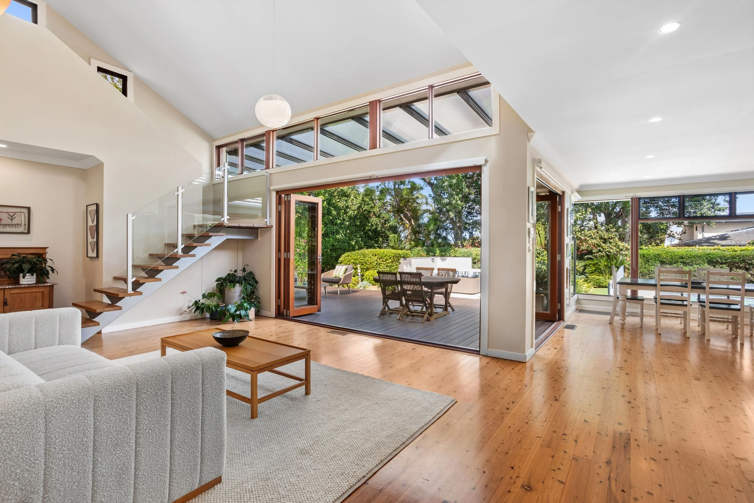 Living to outdoors sm.jpg