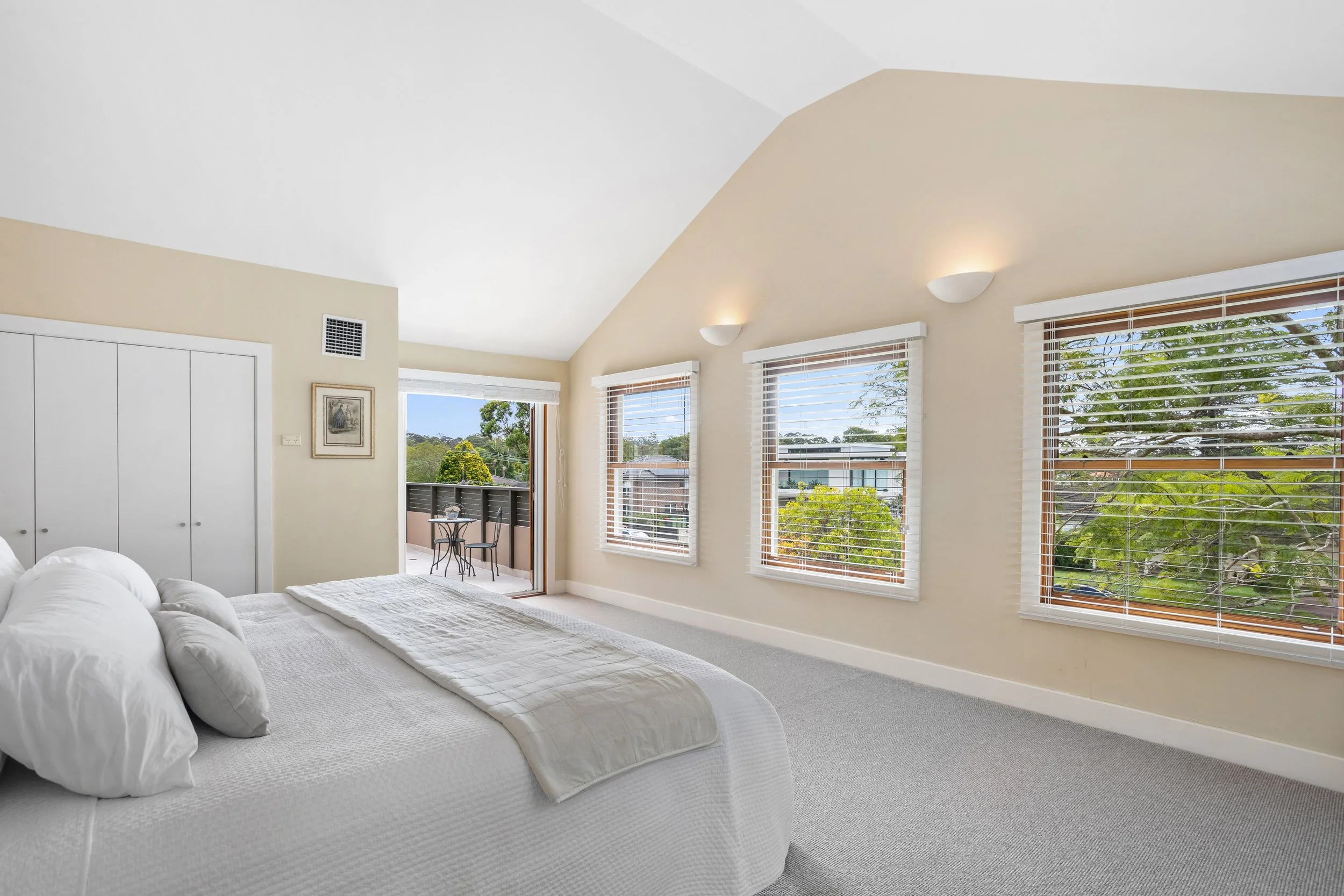 Master Bedroom sm.jpg