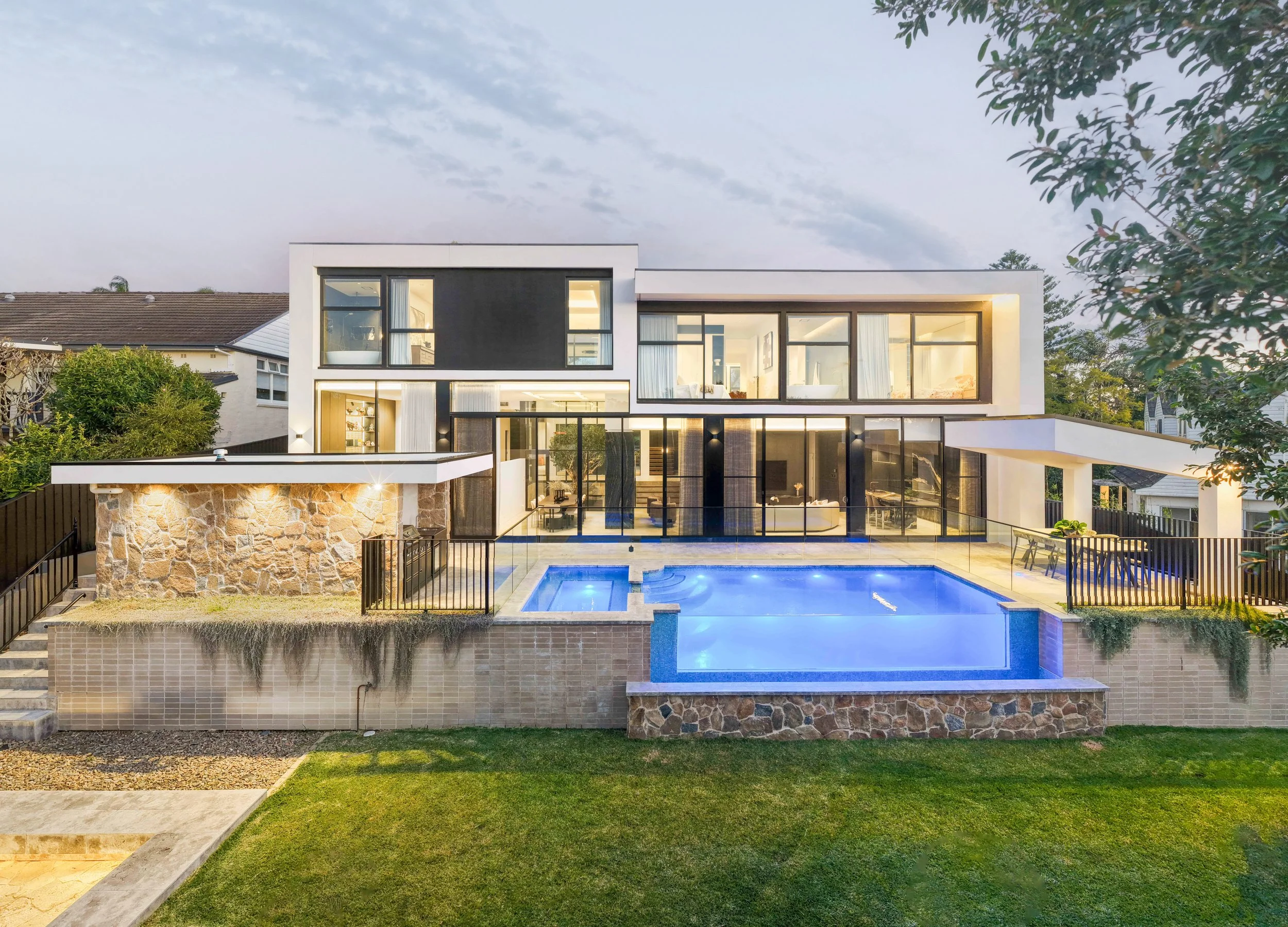 3_Ayres_Rd rear facade.jpg