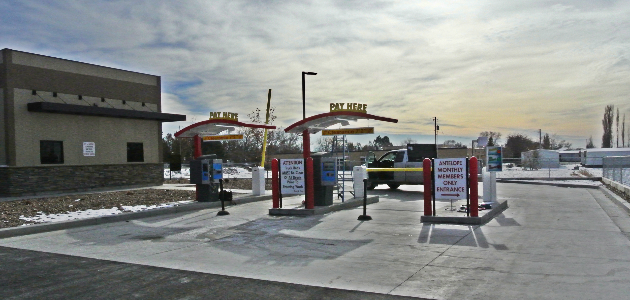  Two Unitec Sentinel pay stations in the two left lanes and the right lane is RFID only