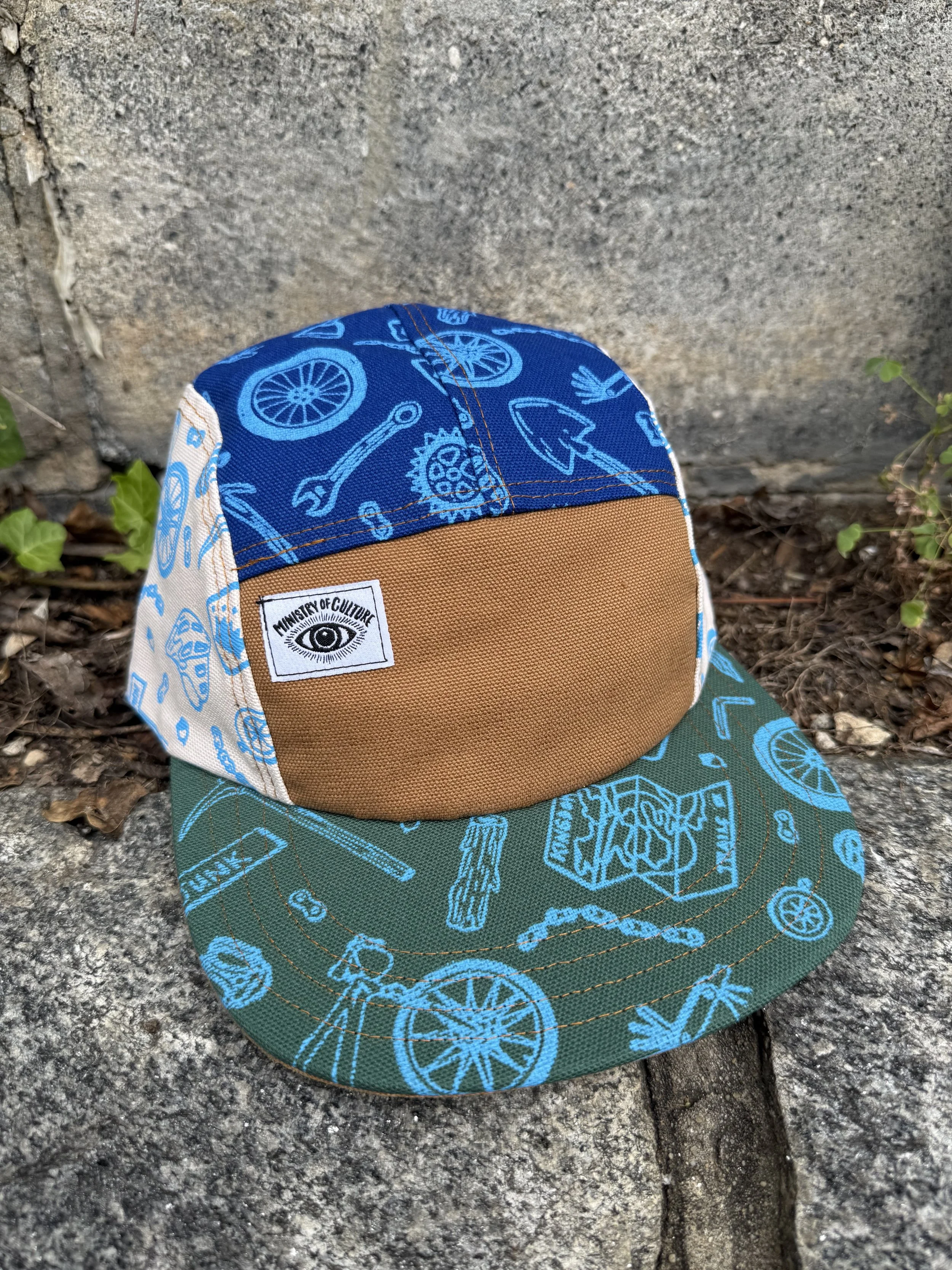 Kingdom Trails Hike and Bike Print 5 Panel Hat - Green, Blue, Natural