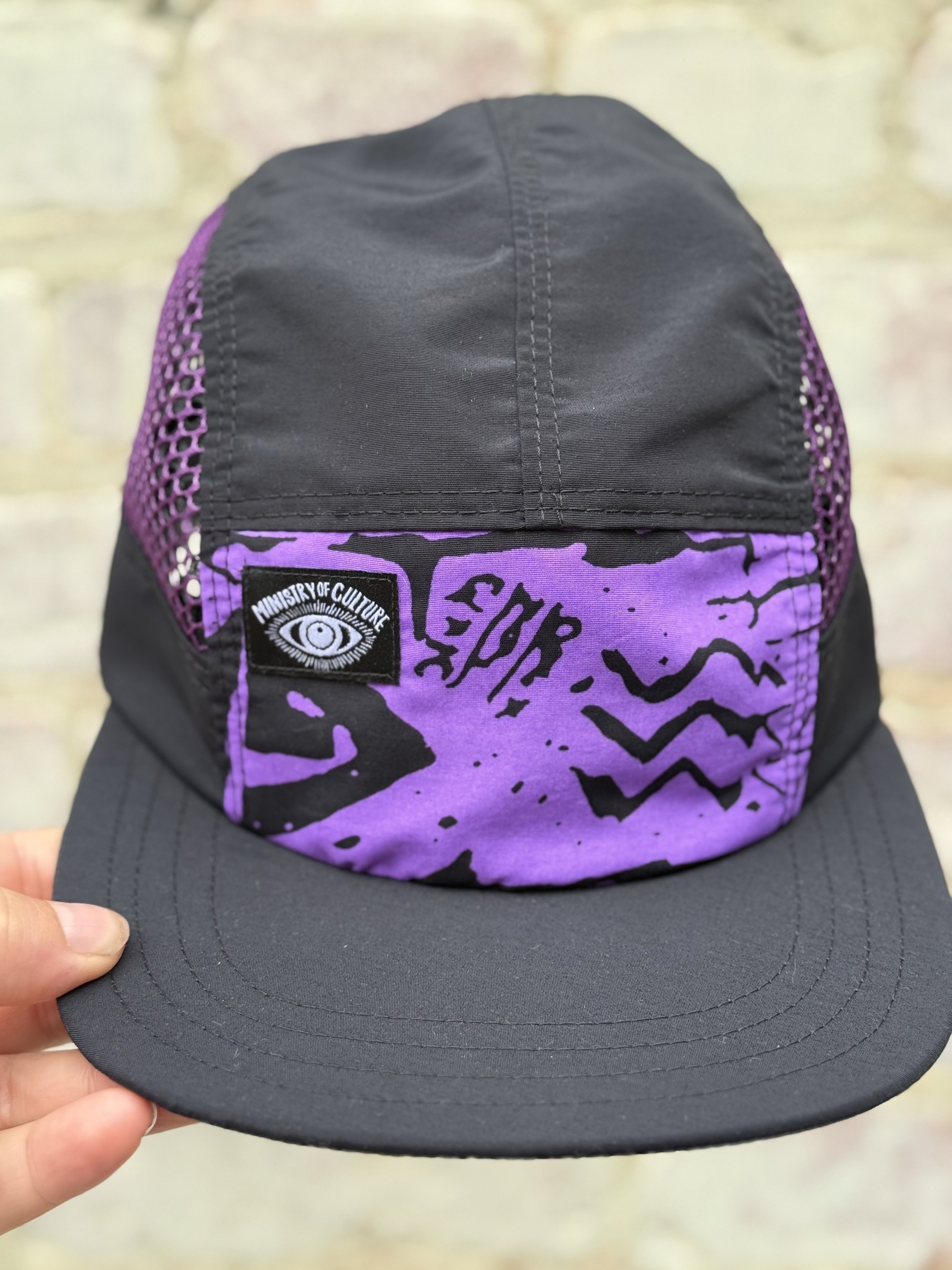 Mesh Surf Hat - Black with Purple Glowbreak combo