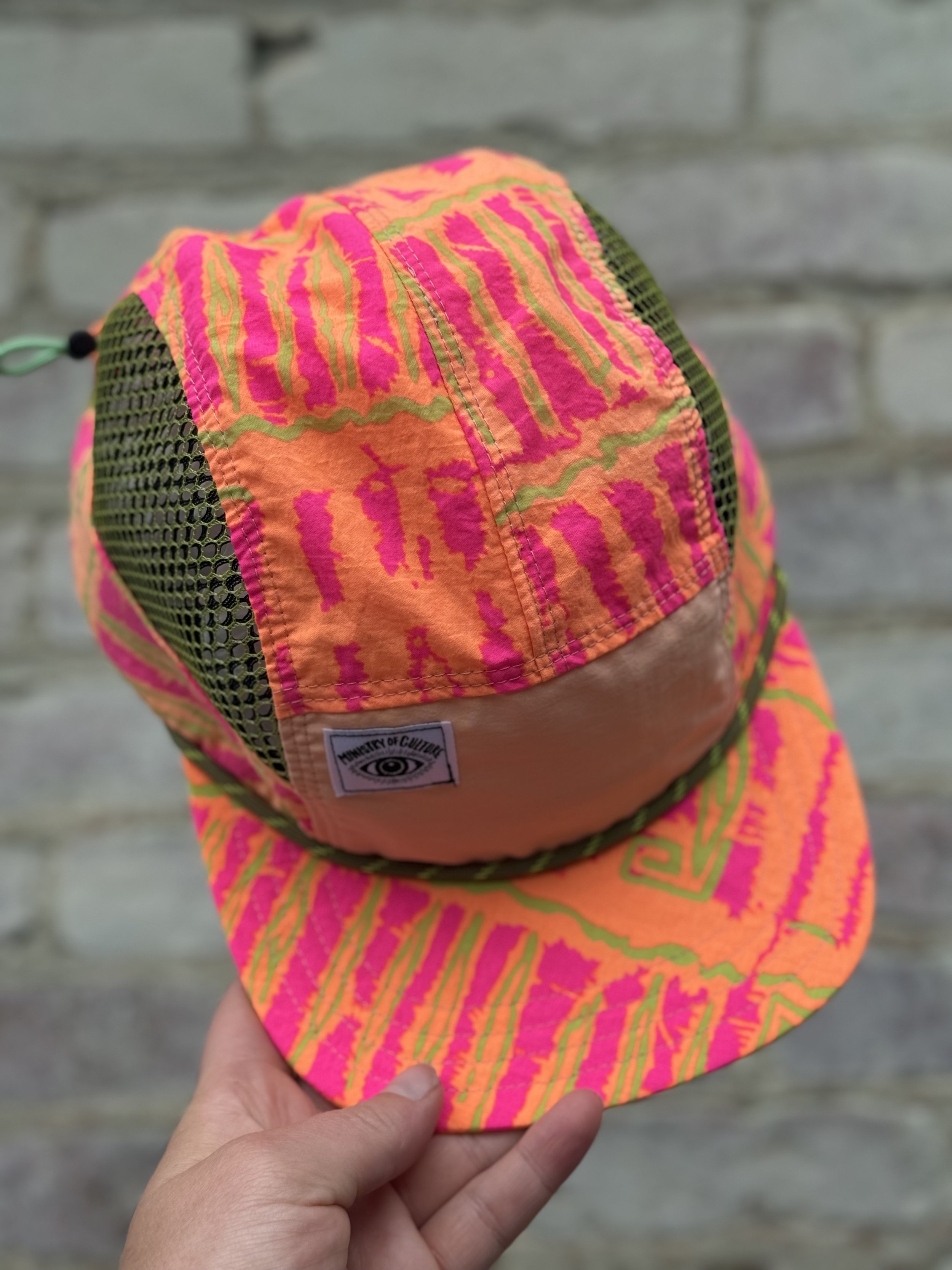 Mesh 5 Panel Surf Hat - Tropic Volatge with Peach Front