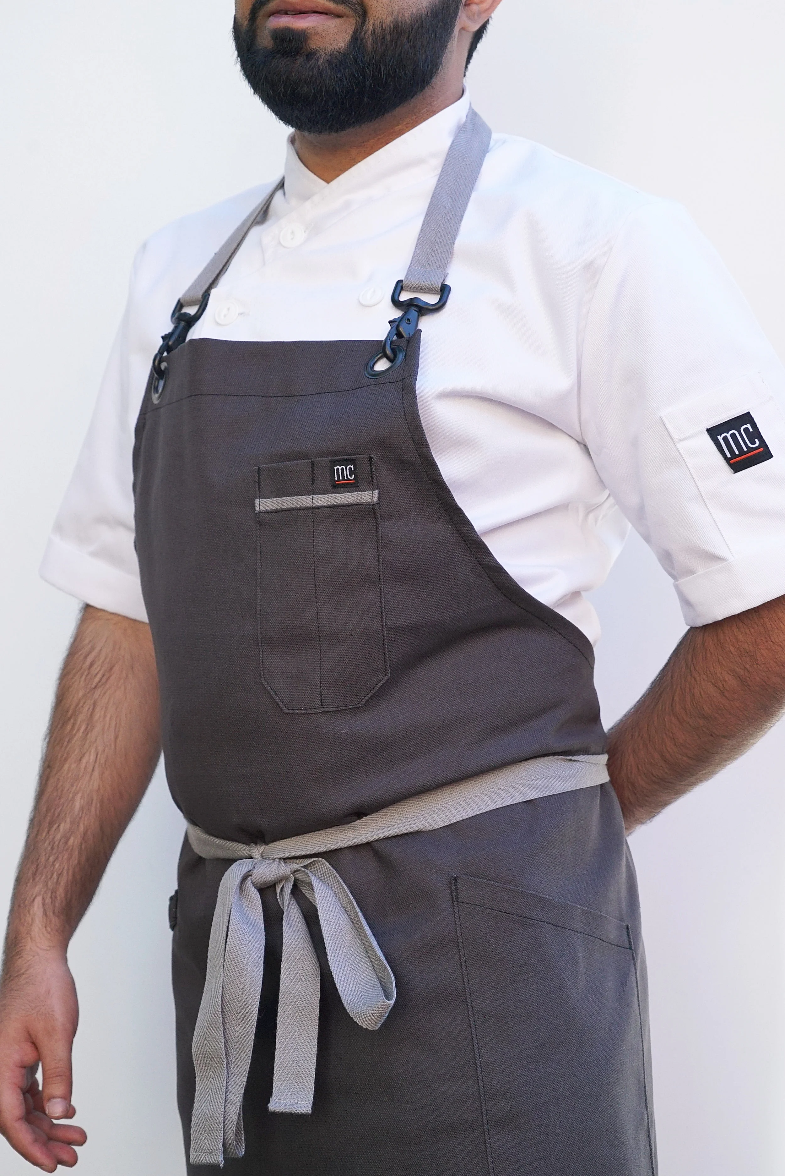 CREED_Apron_side_Pocket.JPG