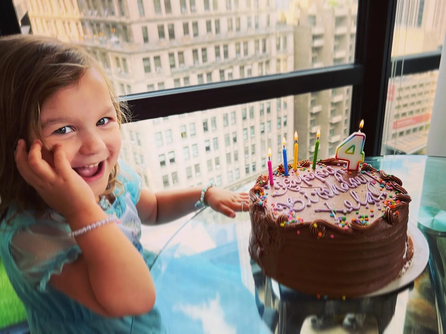 This weekend we wished Happy Birthday to our Xela! 4 years with our American Unicorn. 🗽🦄 
We love you Xela Braid! 💜💖💜💖