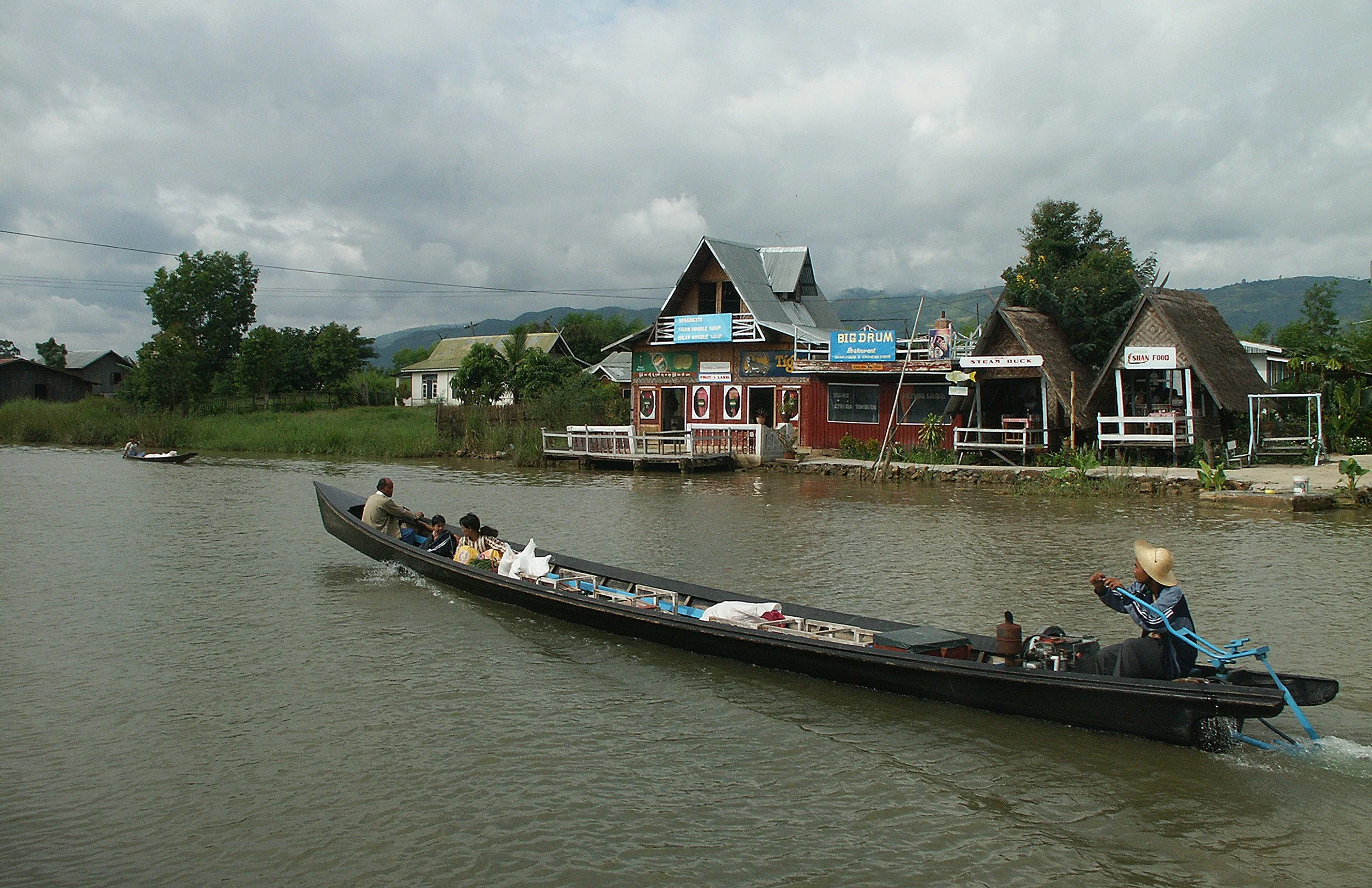 011 Boats-Inle Lake.JPG