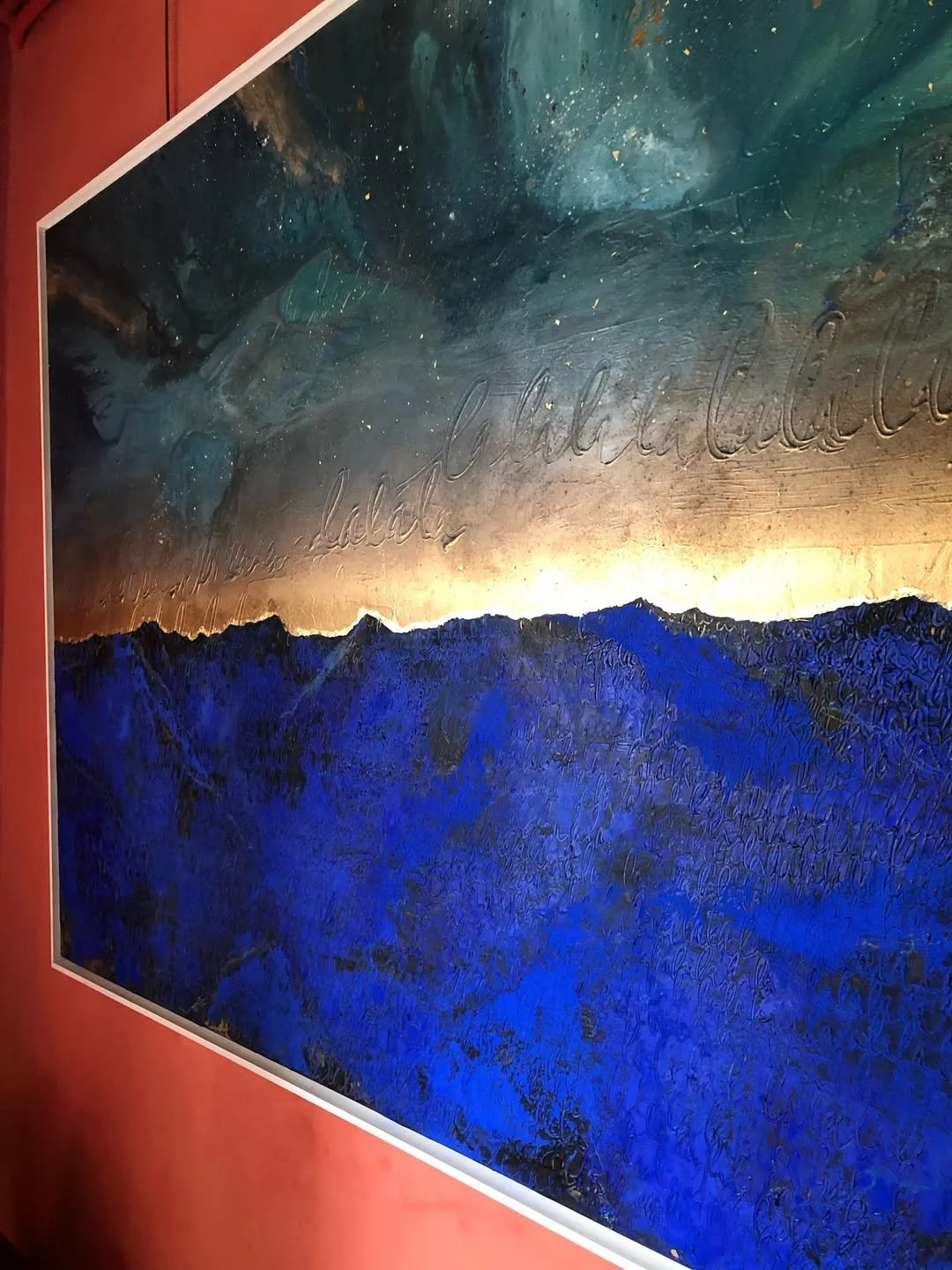 Ce tableau a trouvé un mur parfait en attendant que je le récupère après l’expo à la Caval’Arte  (3).jpg
