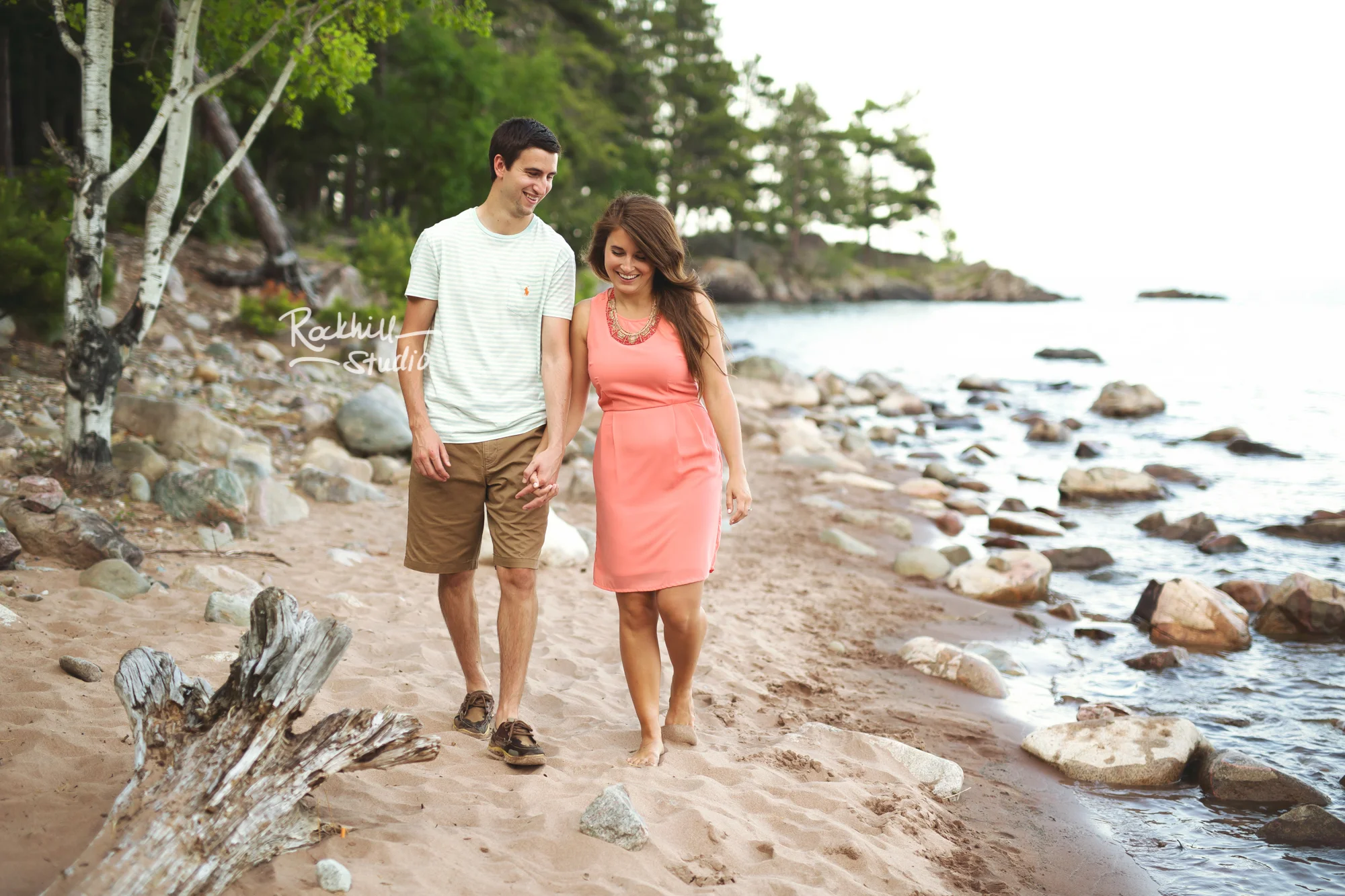rockhill-studio-marquette-michigan-upper-peninsula-engagement-photographer-wetmore-landing-lake-superior-wedding-30.jpg