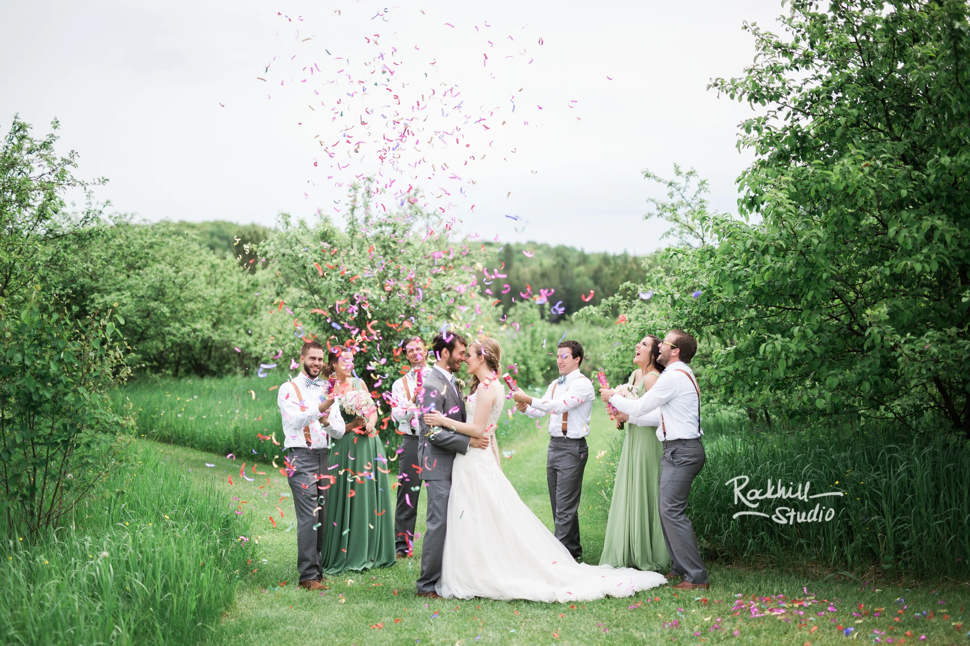 marquette-michigan-wedding-upper-peninsula-confetti-canon-photography-rockhill-ee-34.jpg