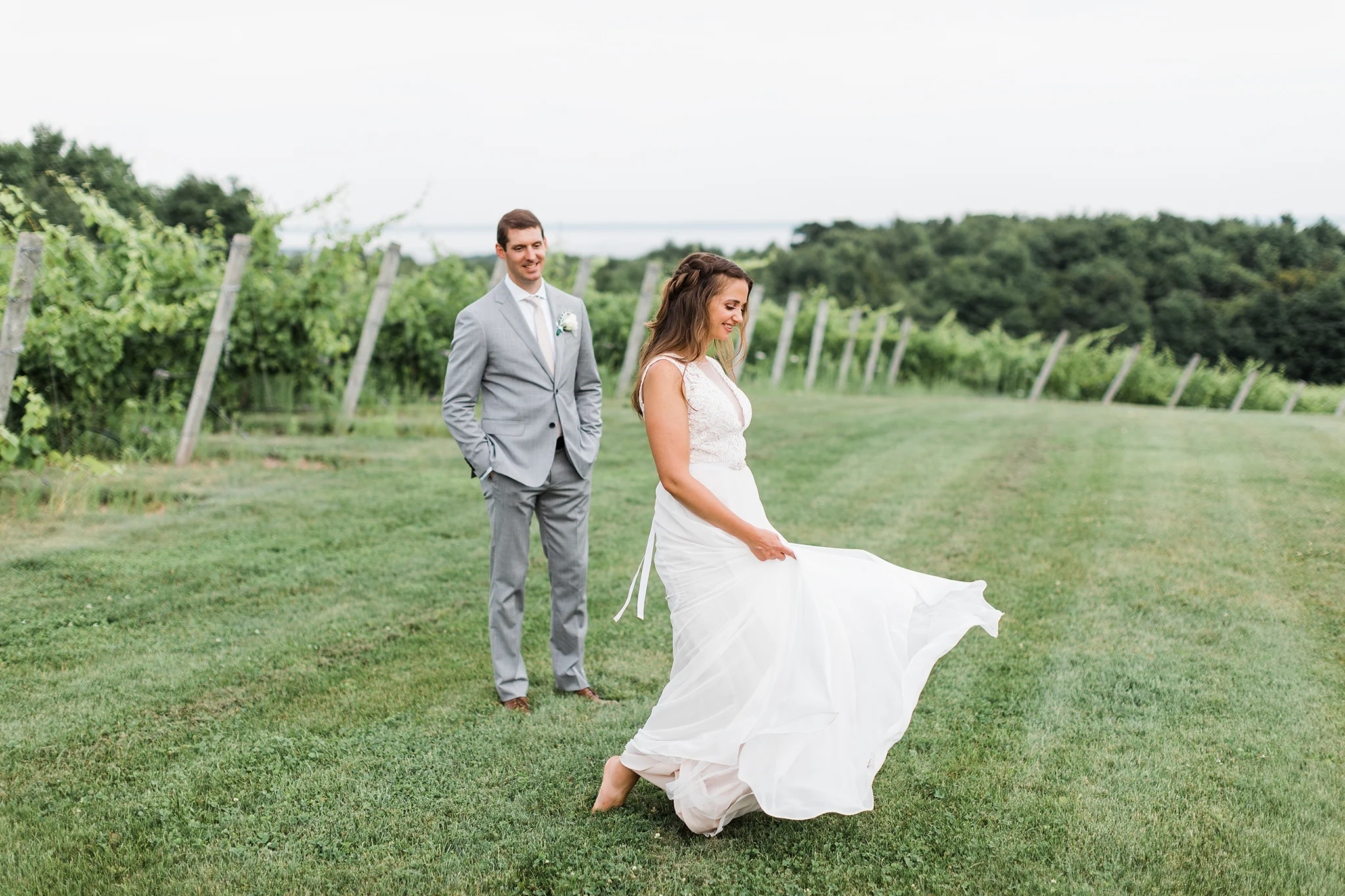 Traverse_city_wedding_Photographer_verterra_vineyard_leland_2.jpg