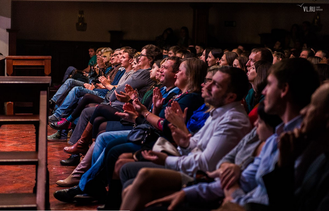 Vladivostock jazz fest fans 2015