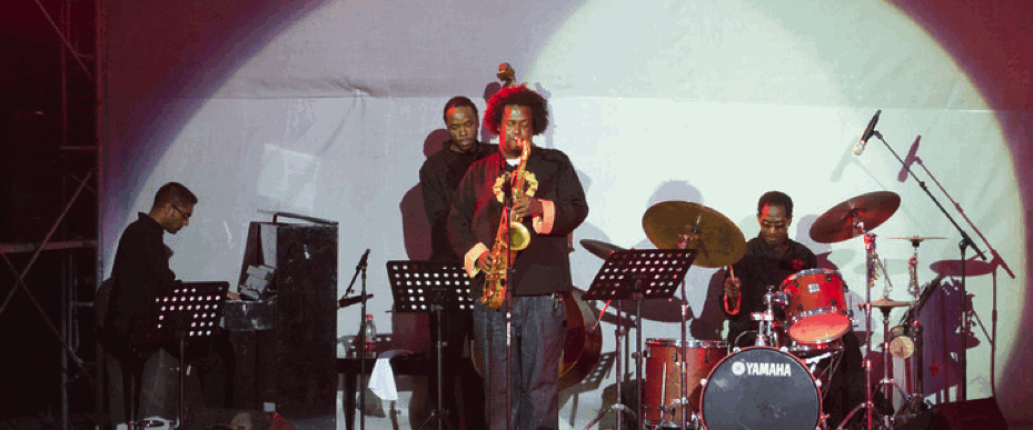 Marcus Miller ensemble in China (2011)