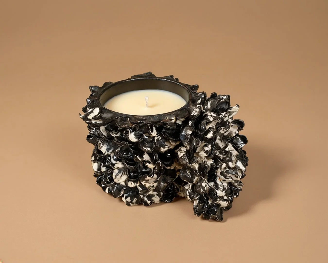 Textured Ceramic Candle 24 oz