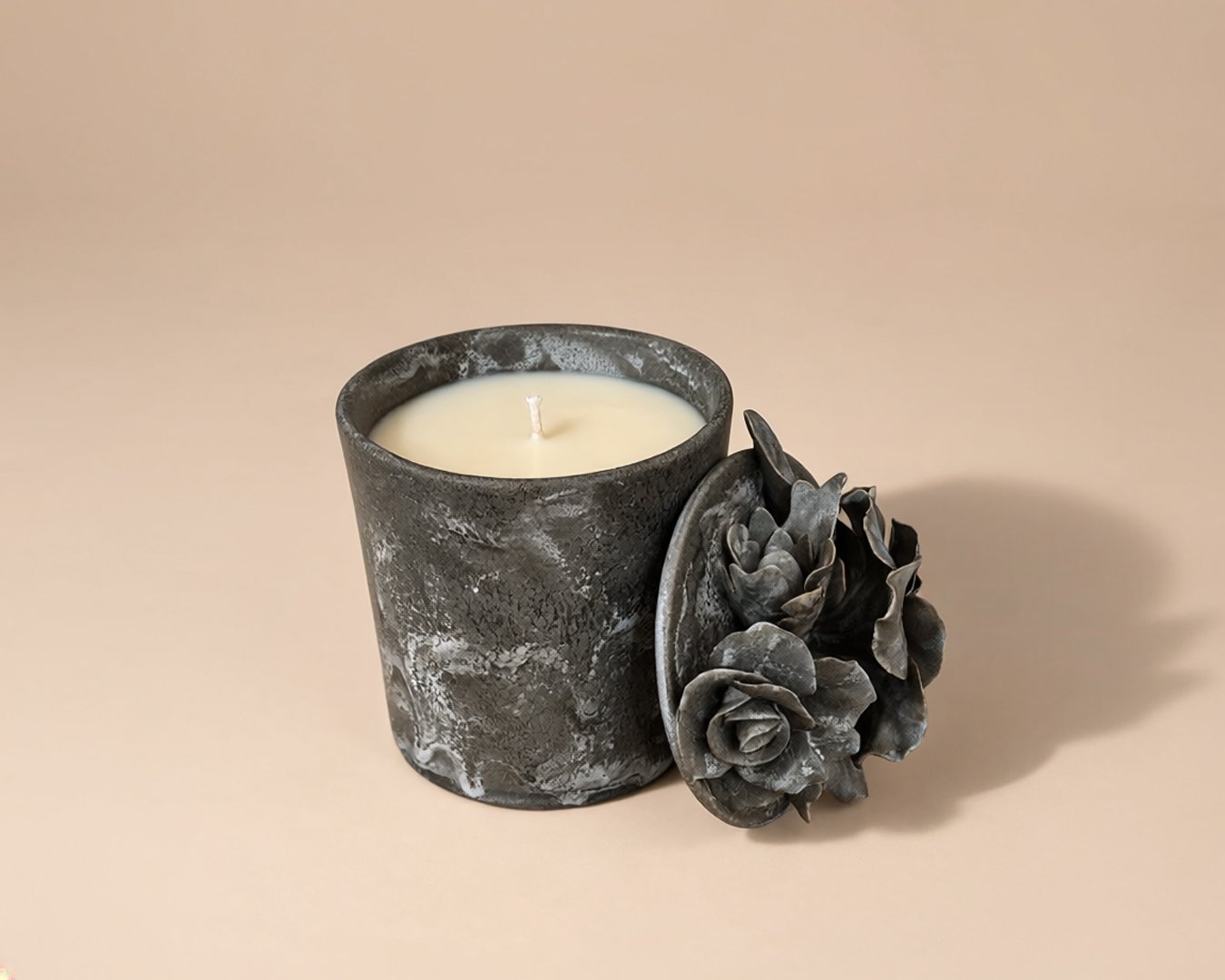 Gardenia Ceramic Candle 24 oz