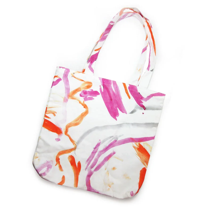 Tote_flat.jpg