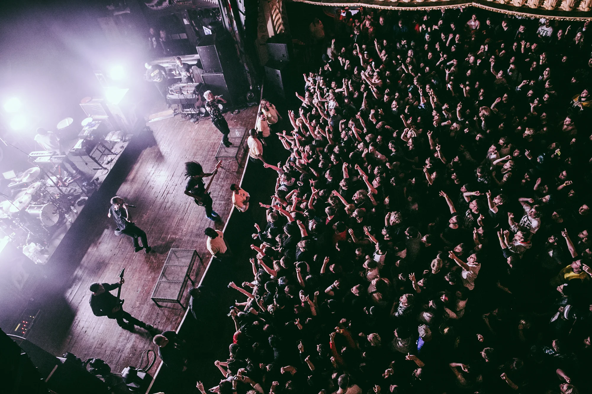 THE JOURNEYS NOISE TOUR :: ISSUES