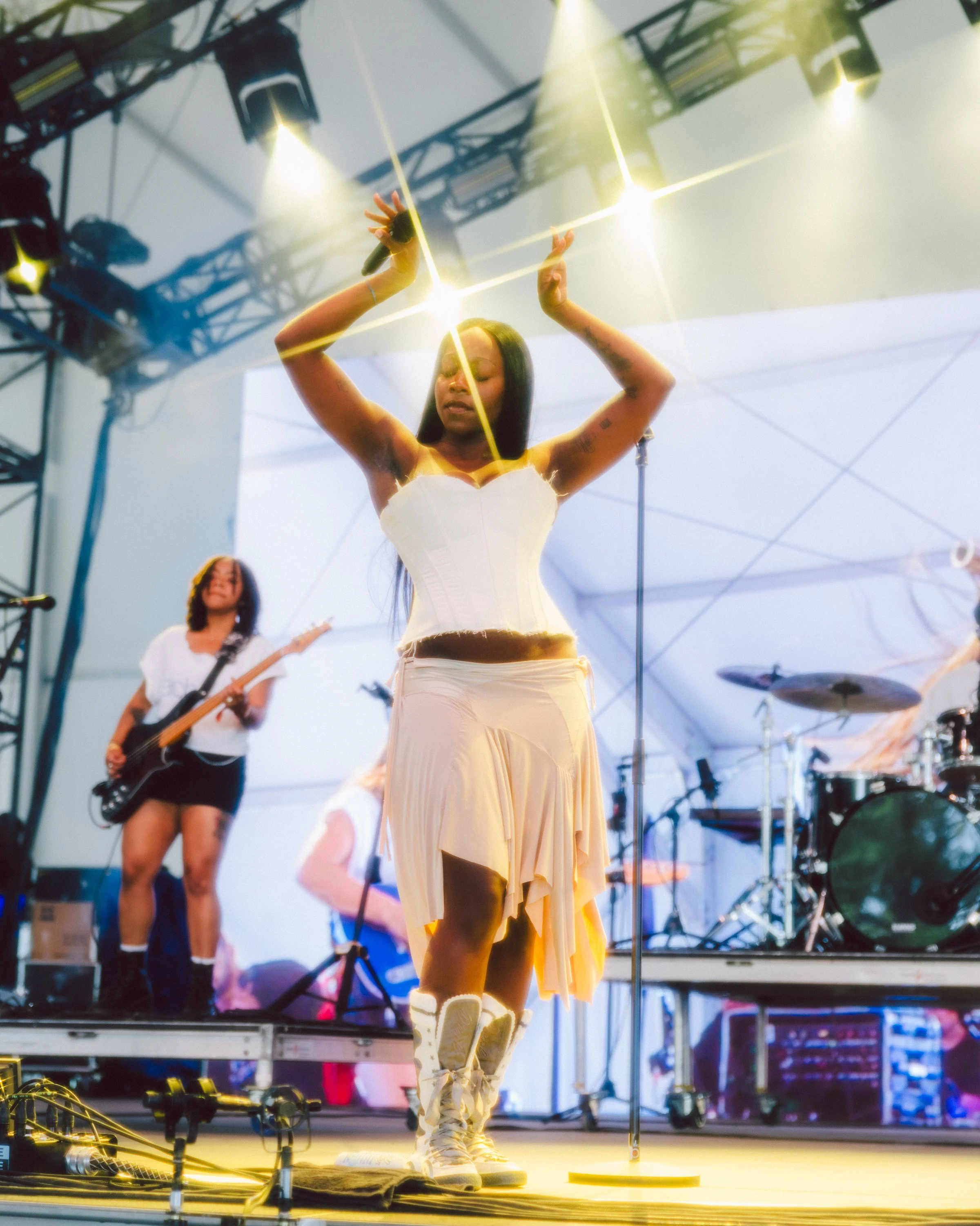 Rachel Chinouriri by Ashley Osborn for Bonnaroo 2026-0388.jpg