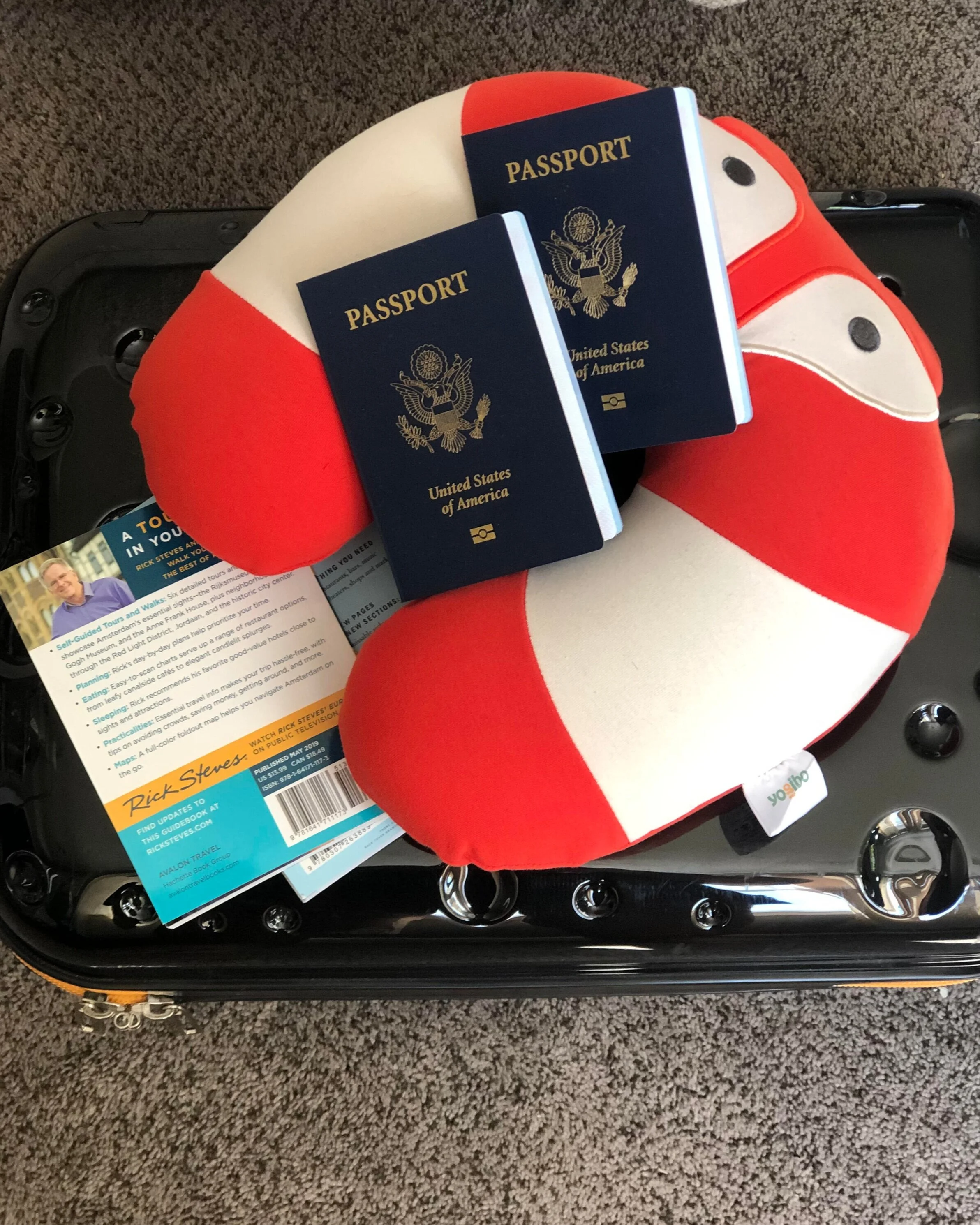 passports.jpg