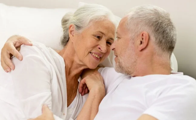 L’amour à l’âge mur : la sexualité des séniors