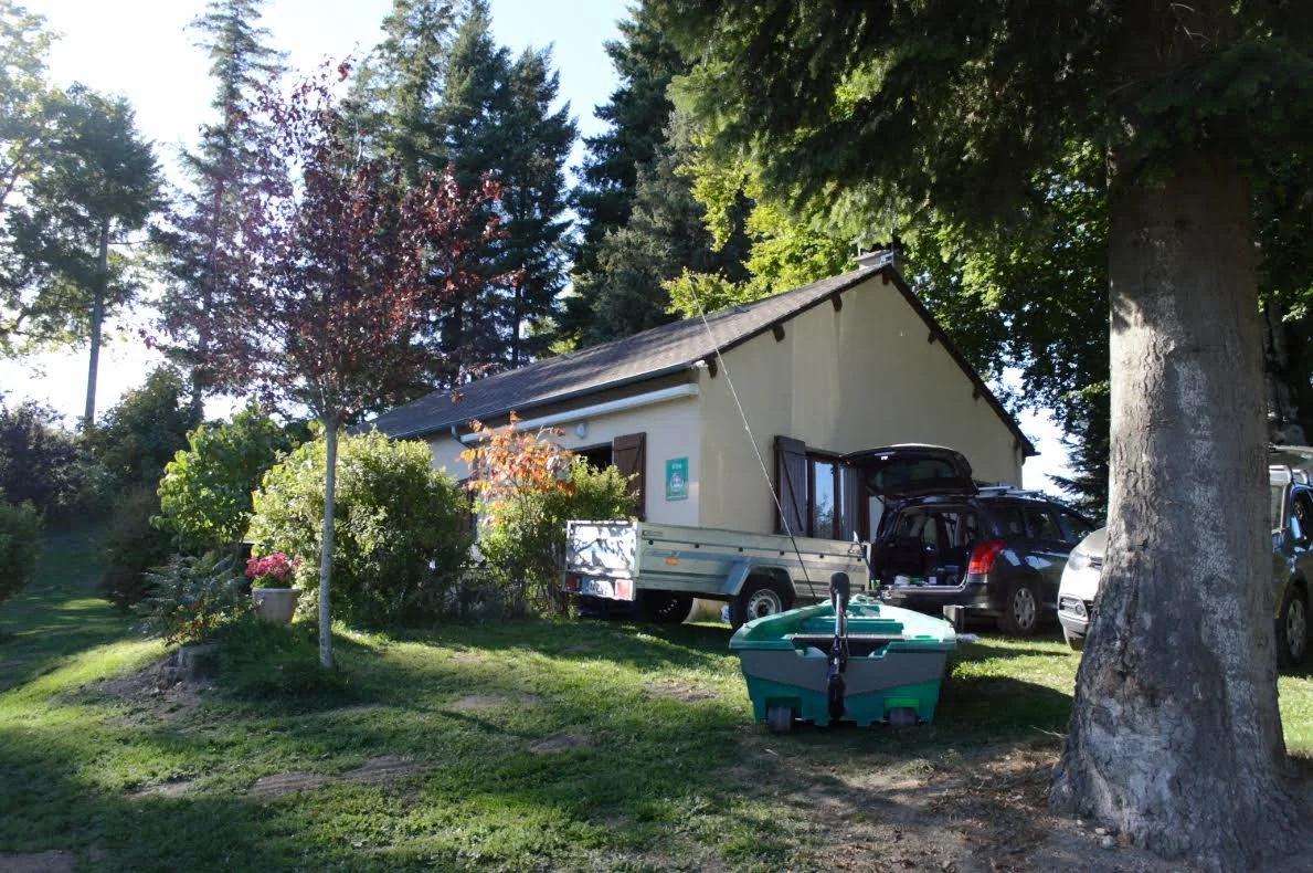 Séjour au Lac Pareloup: Nature et pêche