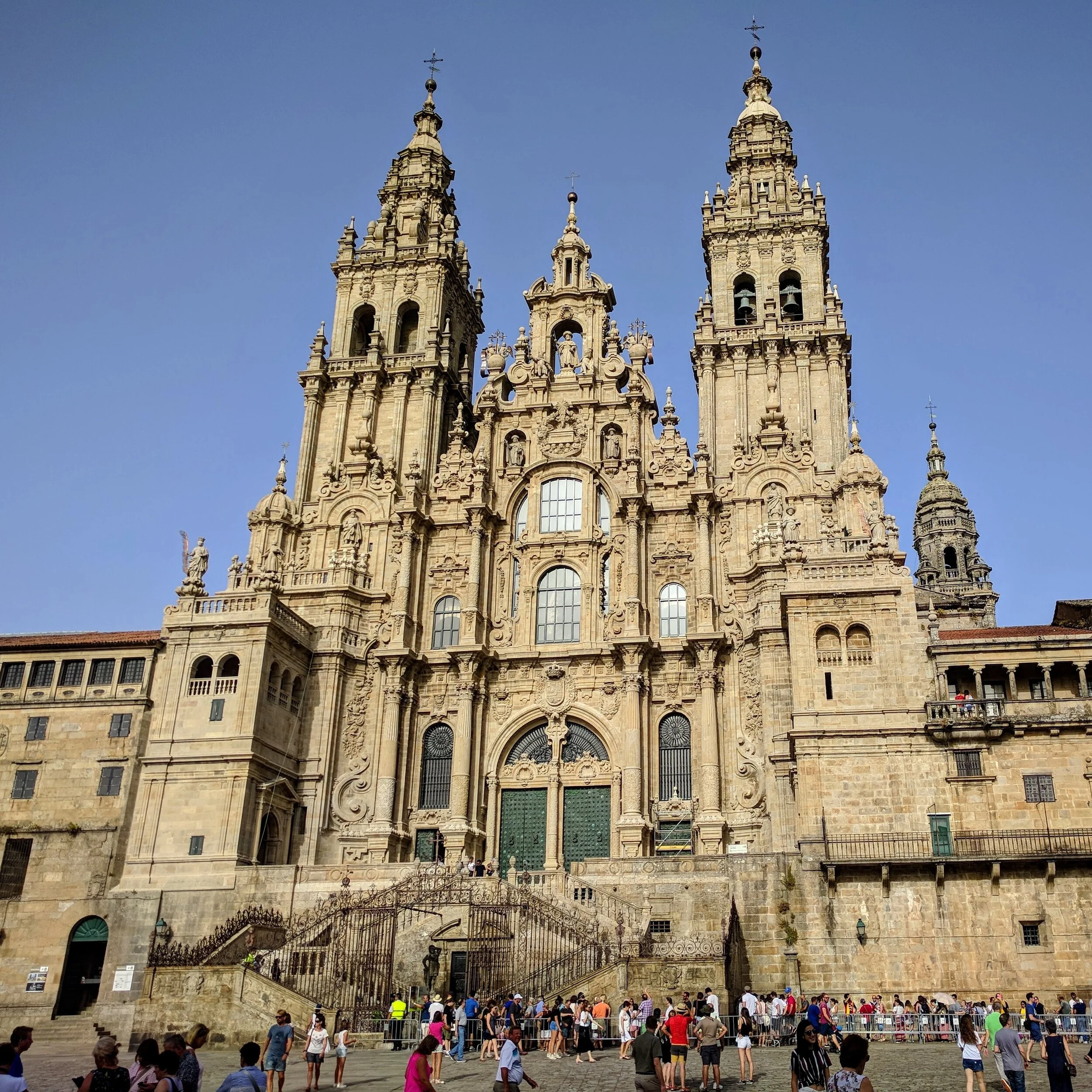    Basilique de saint Jacques à Compostelle   