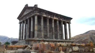    Temple grec de Mithra à Garni   