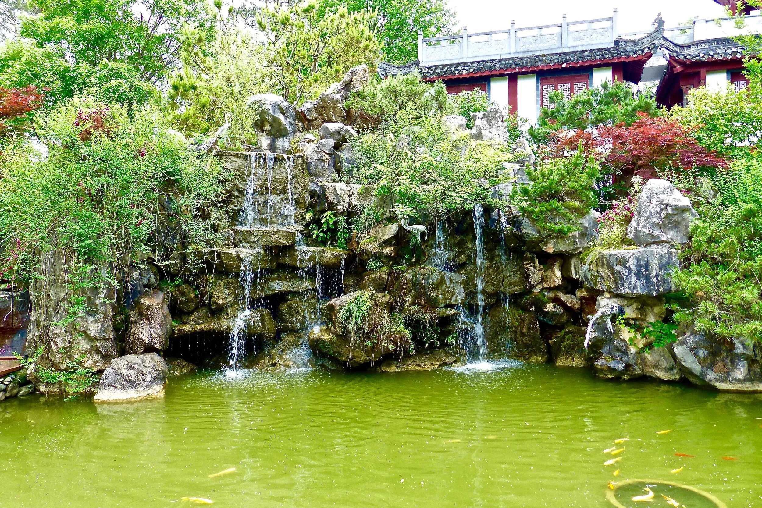 cascade du jardin de Tangyue (Chine)