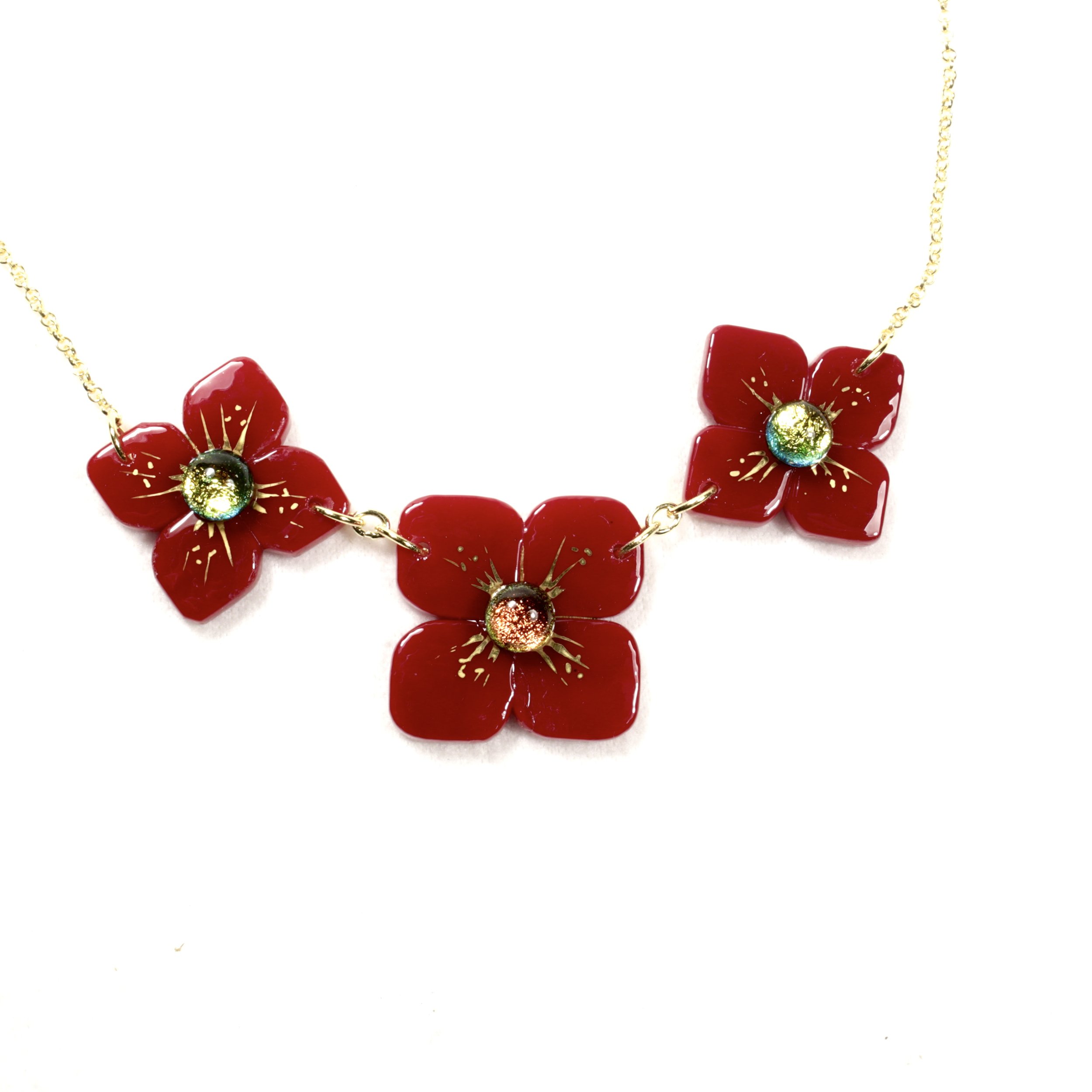 Collier Clématite rouge (3)D6EBC179-FAAC-4F89-9200-BB3A5FD3A50B_1_201_a.jpeg