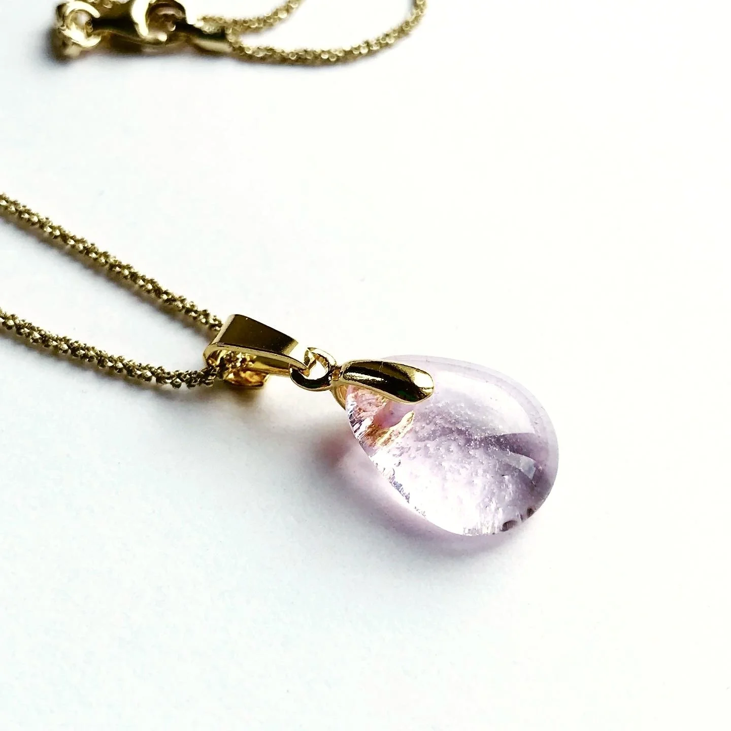 Pendentif PERLE rose erbium 2583E368-EA0A-439B-8792-94391F6812D6_1_201_a.jpeg