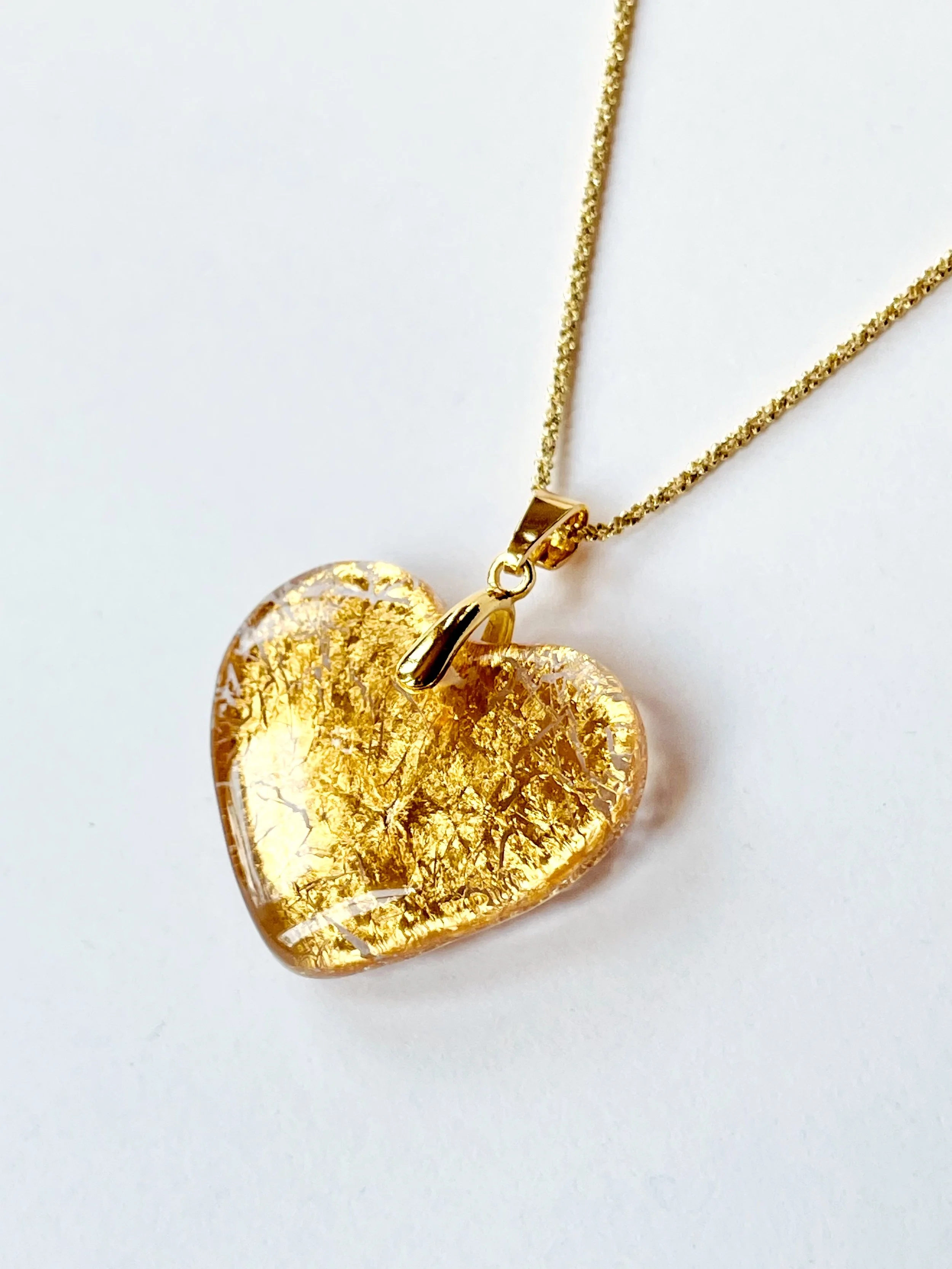 Coeur feuille d'or D8AC9CD0-96A8-4A56-AA0C-AC48113A403F_1_201_a.jpg
