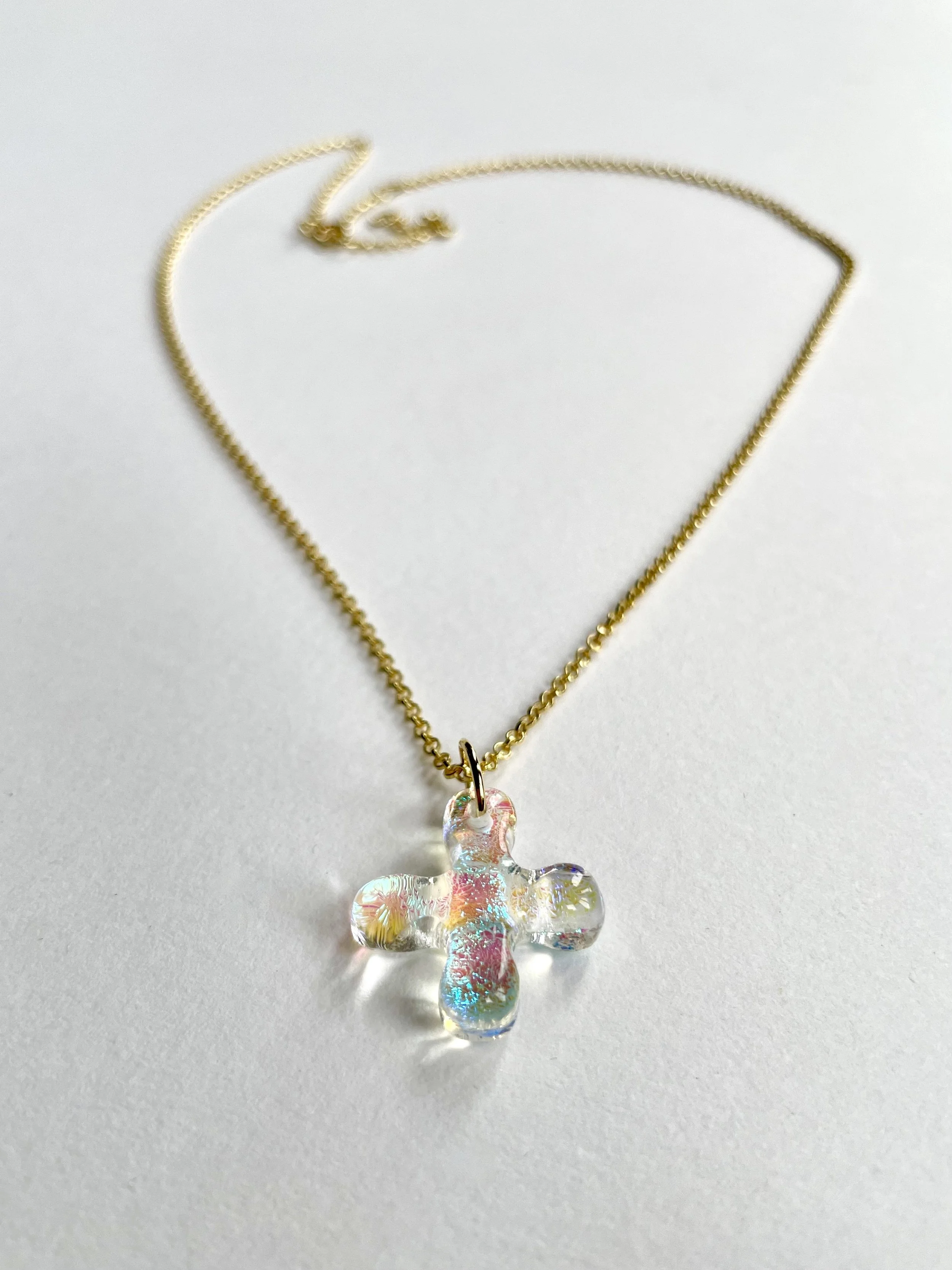 Croix bijou Eternité 6C28B8DA-CCB8-4875-A1EA-6C858221D114_1_201_a.jpg