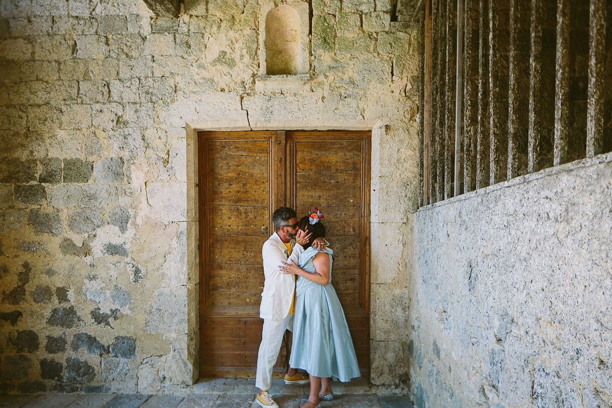 Beautiful bride Jess wore a blue wedding dress by Halfpenny London in a stunning colourful ceremony
