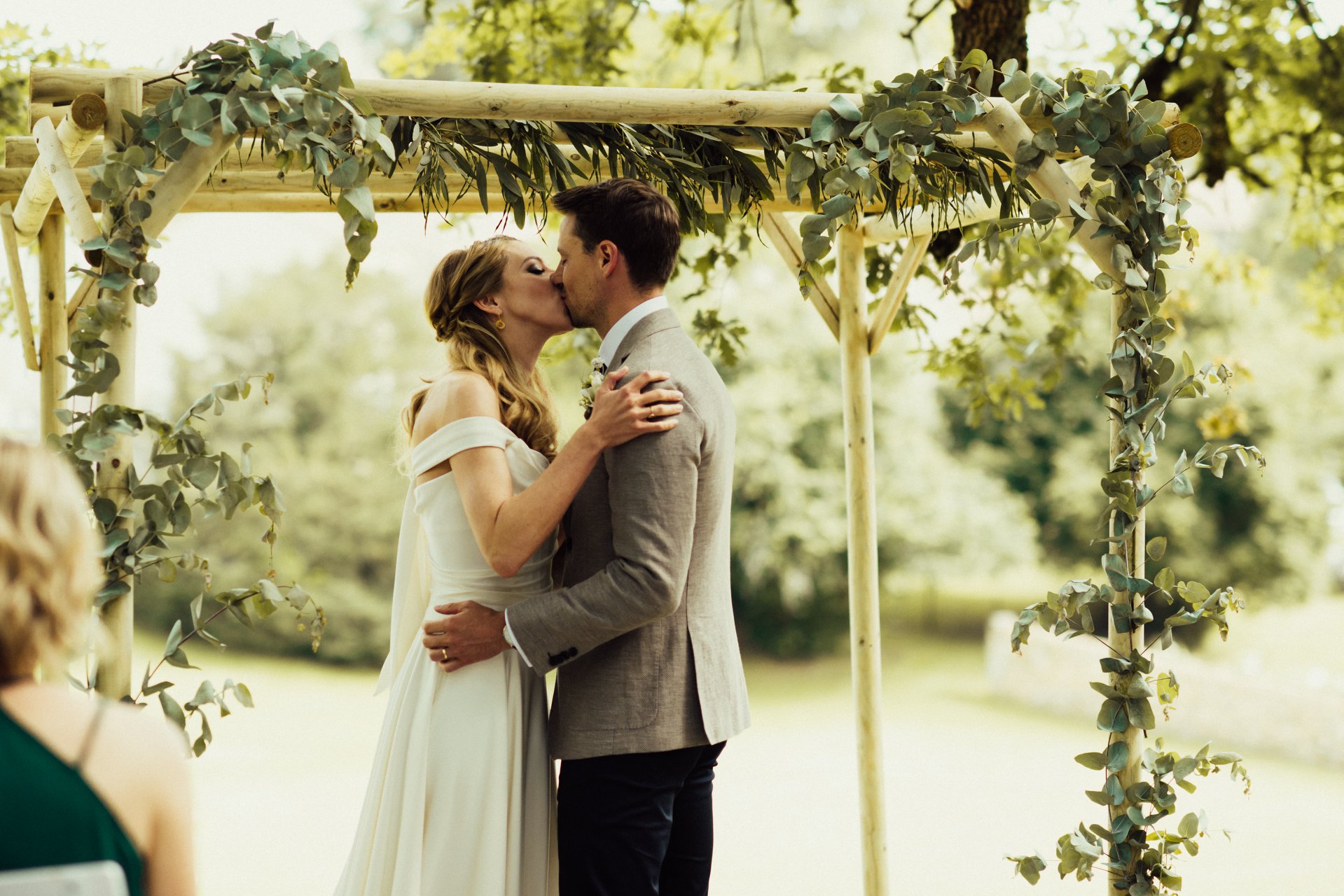 Beautiful bride Emma wore a wedding dress by Halfpenny London