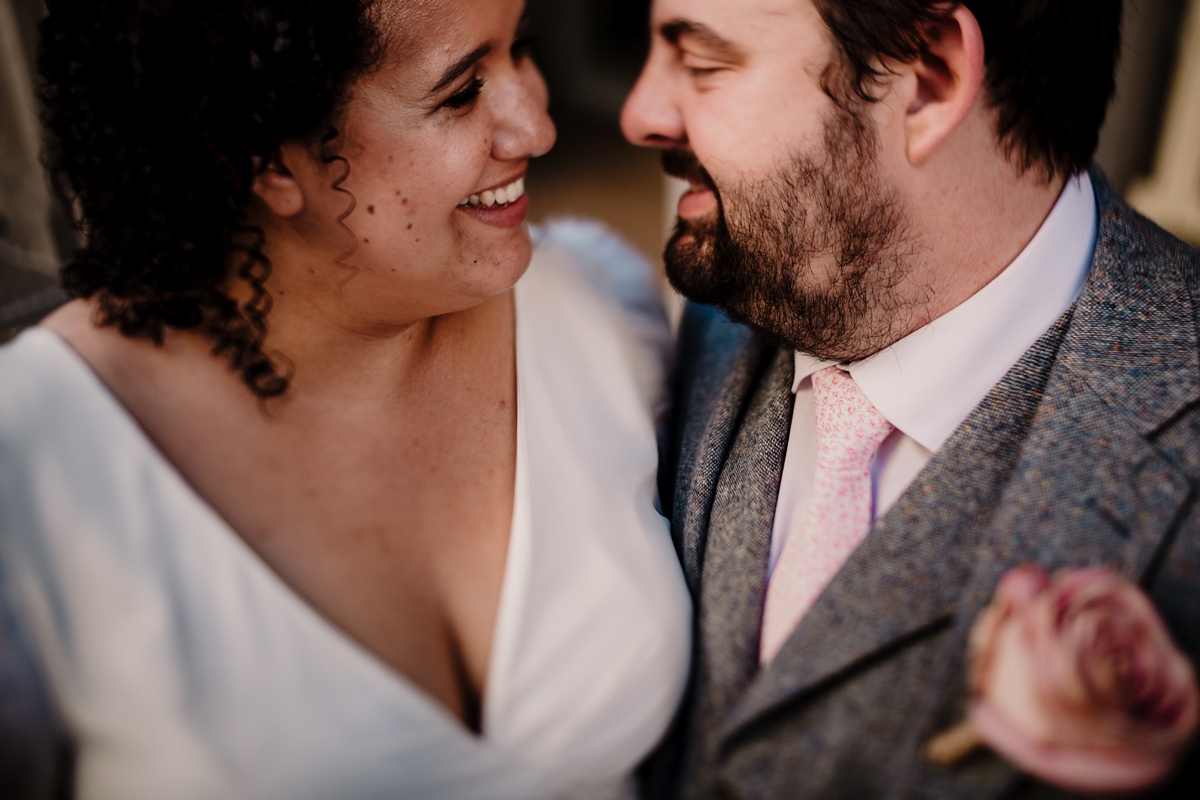 Beautiful and pregnant bride Lianne wore a Halfpenny London wedding dress