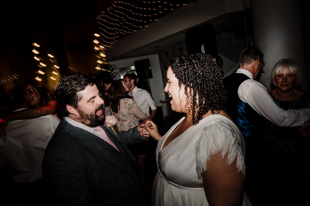 Beautiful and pregnant bride Lianne wore a Halfpenny London wedding dress