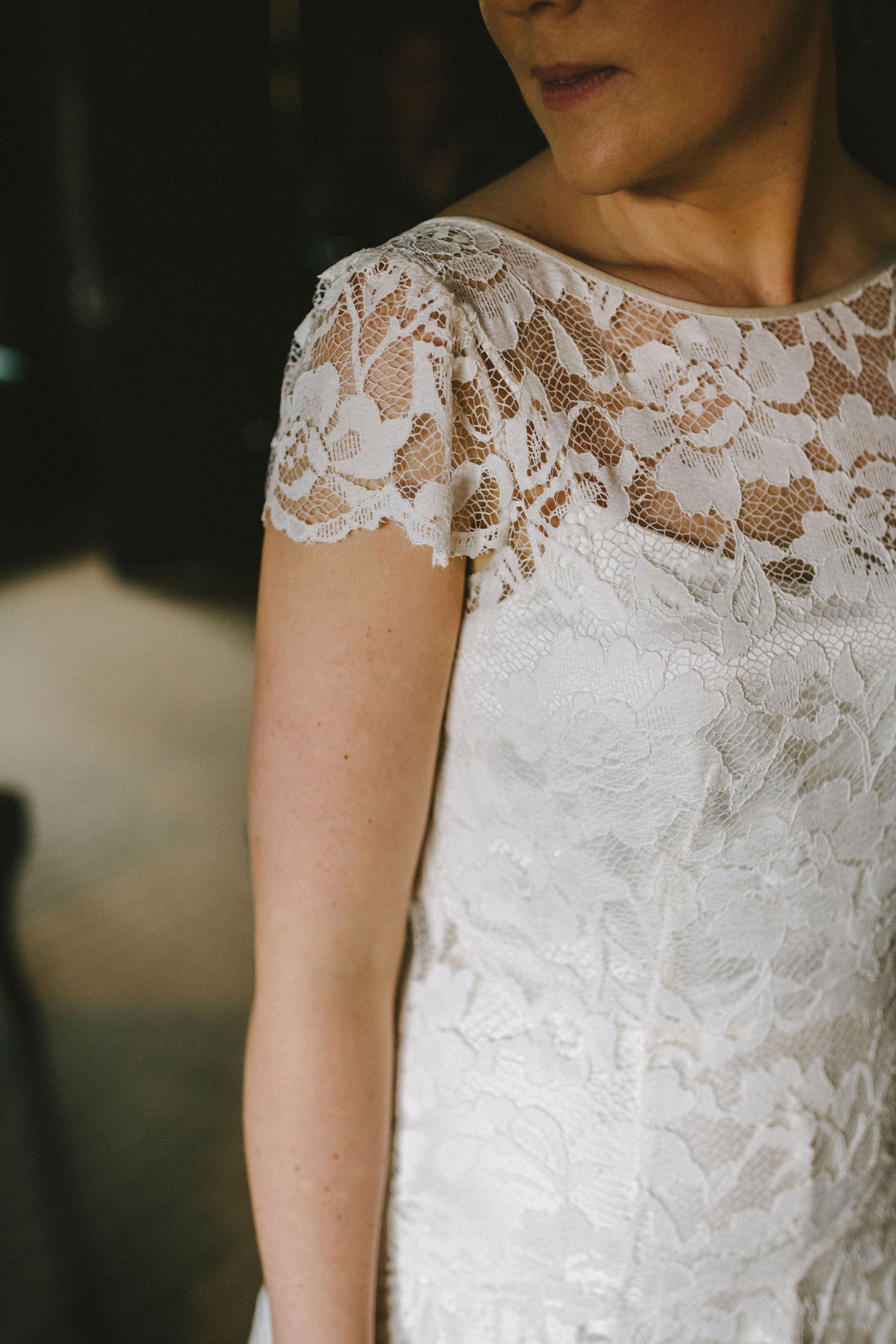 Beautiful bride Lizzi wore a wedding dress by Halfpenny London