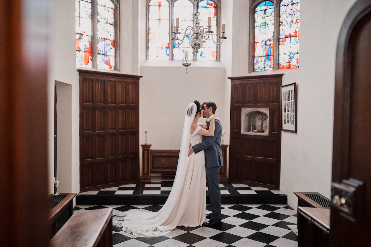 Beautiful bride Stacey wore a wedding dress by Halfpenny London