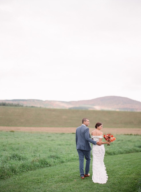 Beautiful bride Hannah wore wedding separates by Halfpenny London