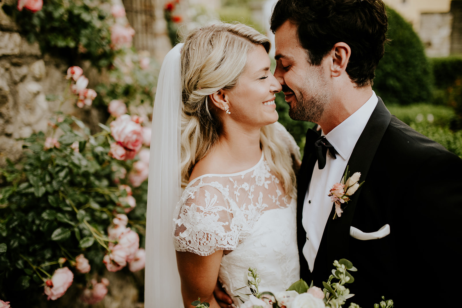 Beautiful bride Elise wore a wedding dress by Halfpenny London