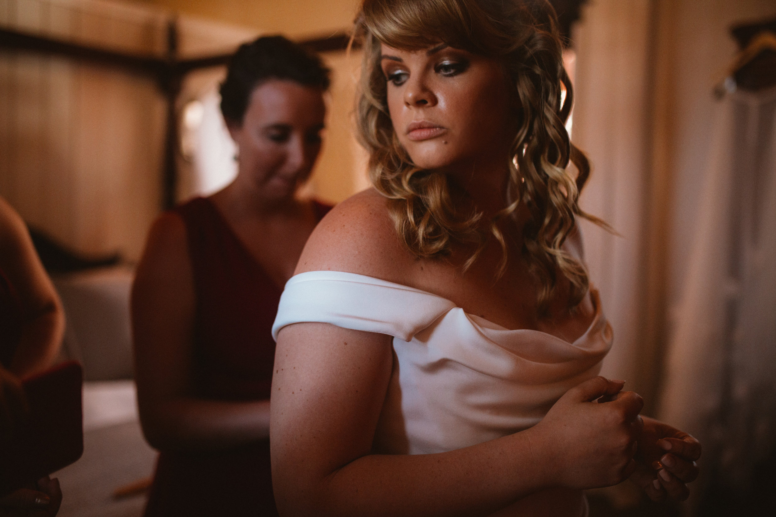 Beautiful bride Lizzie wore a wedding dress by Halfpenny London