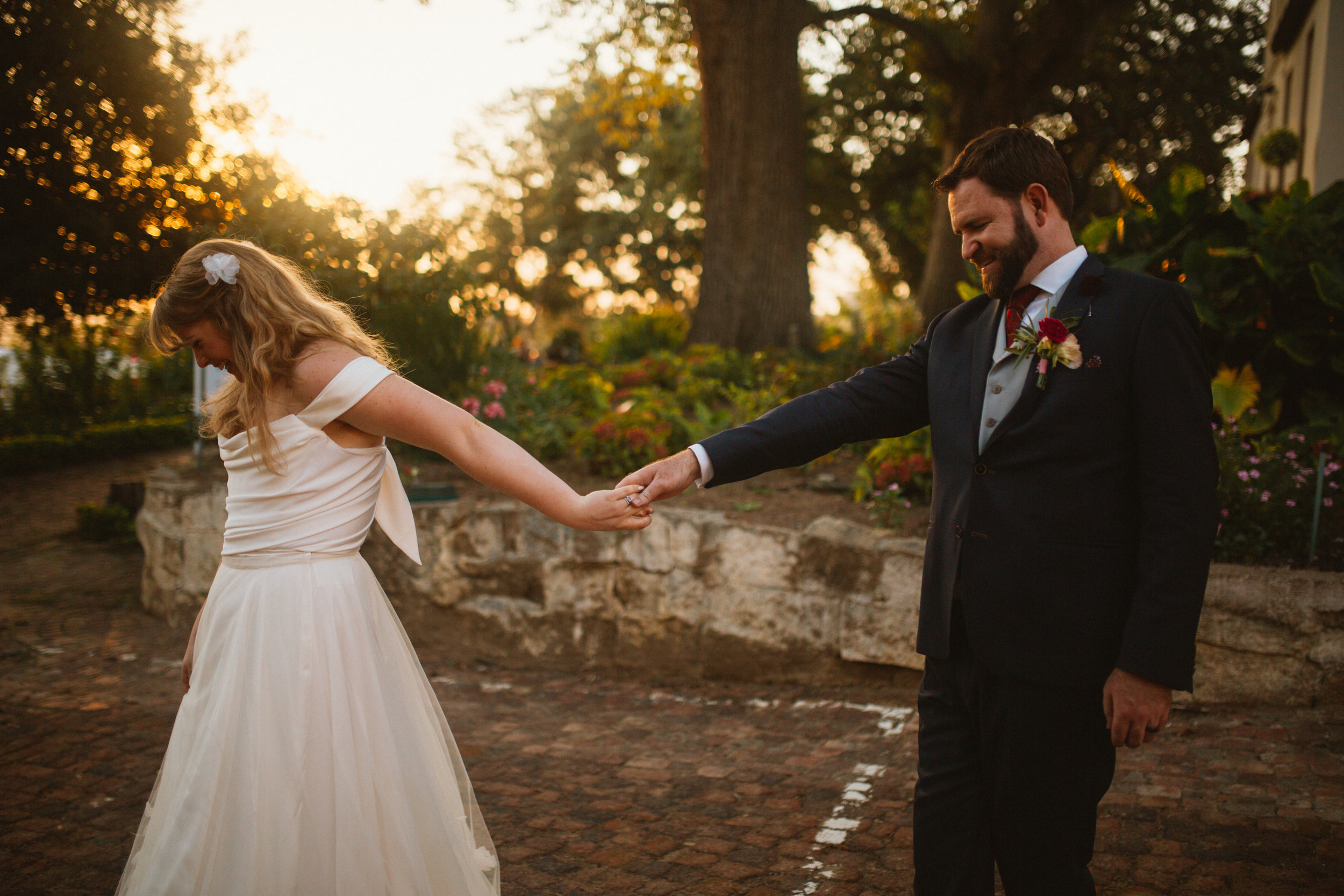 Beautiful bride Lizzie wore a wedding dress by Halfpenny London